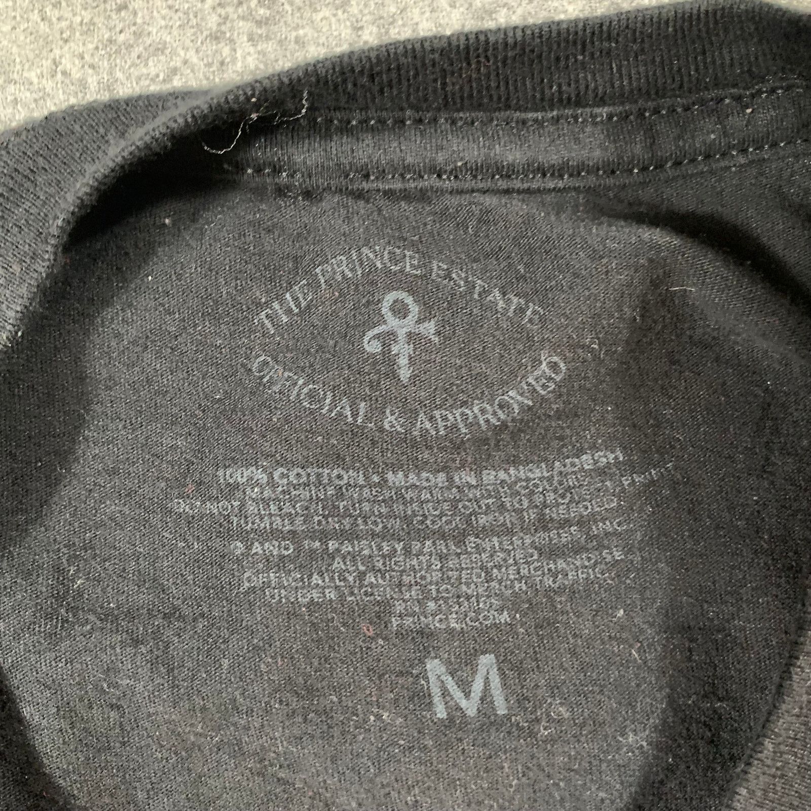 Other Purple Rain Shirt Women Medium Black Short Sleeve Size M / US 6-8 / IT 42-44 - 3 Thumbnail