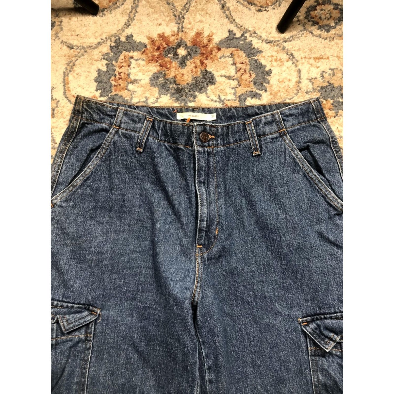 Levi's VINTAGE Levi's 94 Baggy Jeans Women's 30x32 Blue Denim Cargo Jogger Drawstring Cuff Size 30" / US 8 / IT 44 - 2 Thumbnail