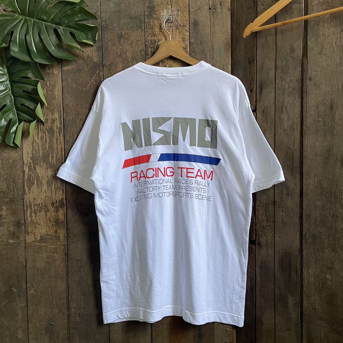 Vintage Vintage Nissan Nismo Racing Team Tshirt Size US L / EU 52-54 / 3 - 1 Thumbnail