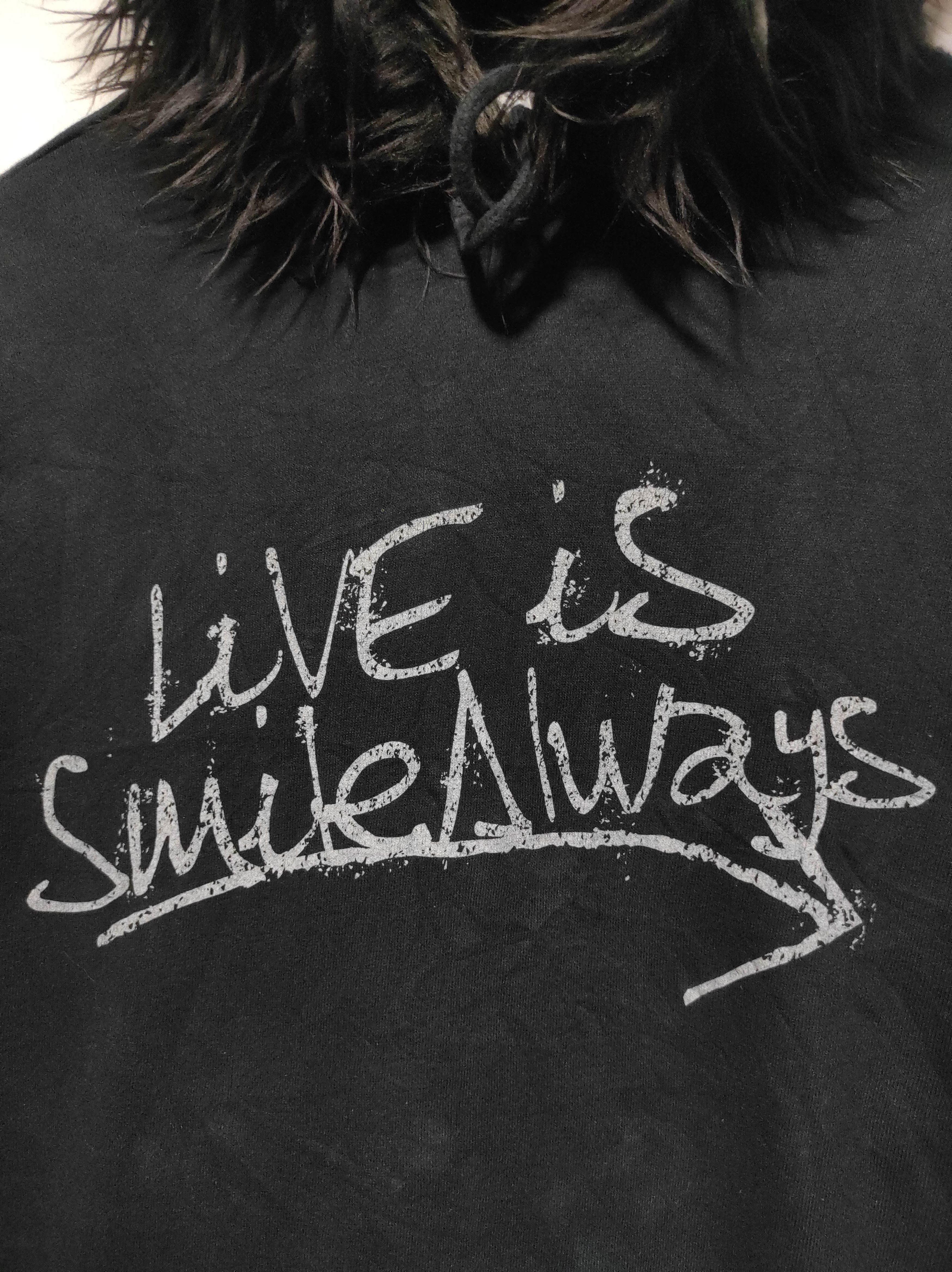 Band Tees Lisa Live is Smile Always Mega Speaker Singer fur hoodie Size US M / EU 48-50 / 2 - 5 Thumbnail