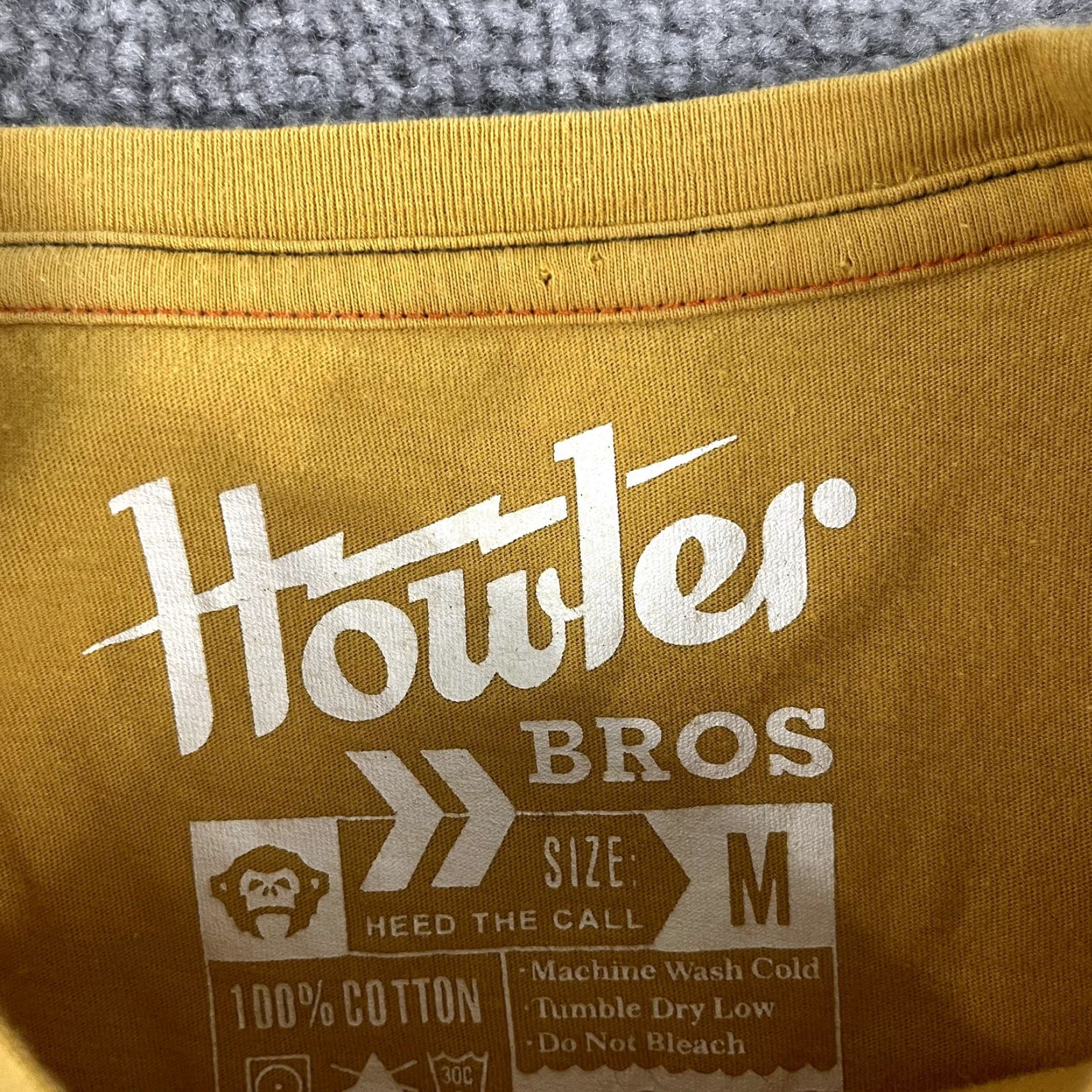 Howler Brothers HOWLER BROS Shirt Mens Medium Golden Yellow Graphic Pocket Tee Beach Outdoor S/S Size US M / EU 48-50 / 2 - 3 Thumbnail