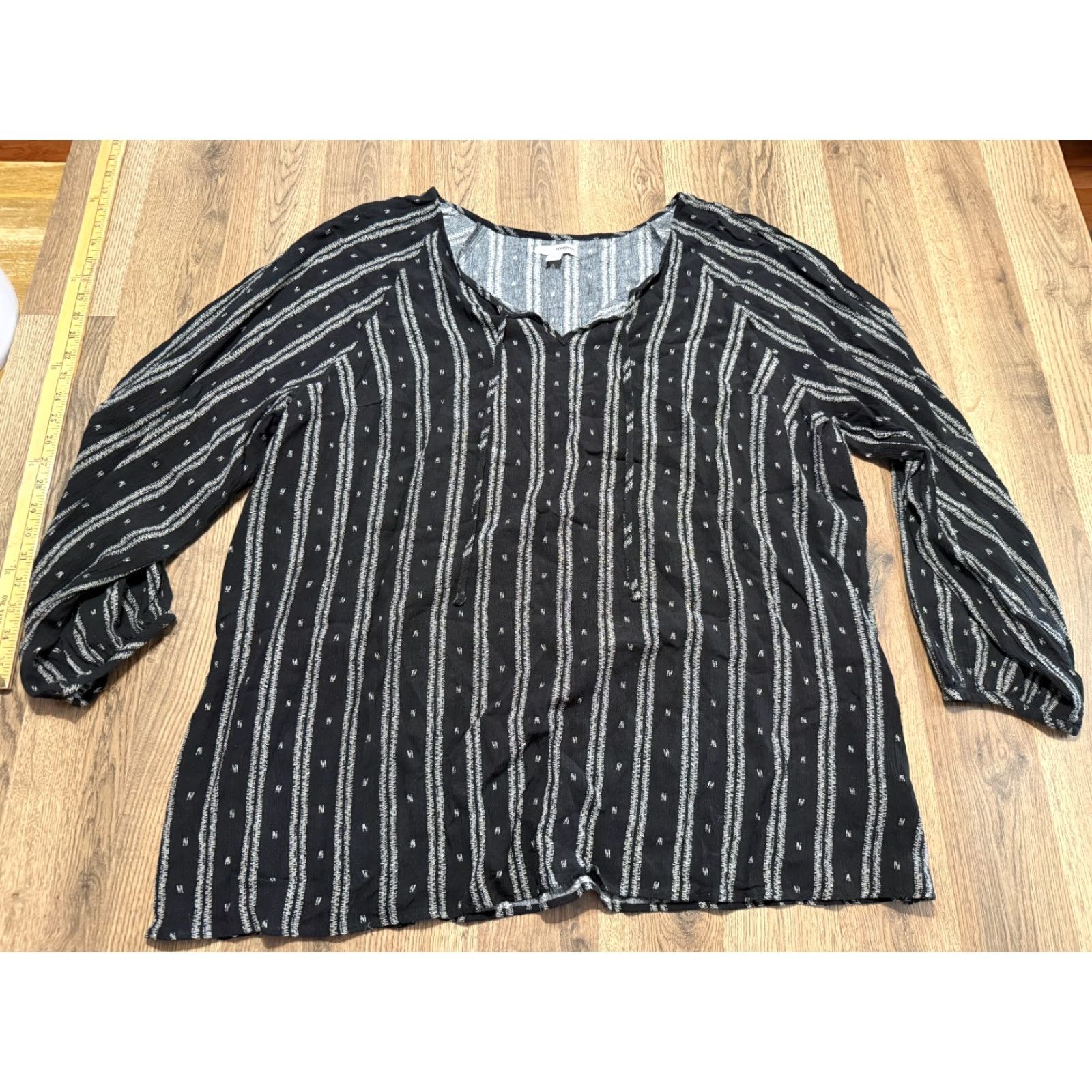 Vintage Sonoma Blouse Women's Plus Size 3X Black White Striped Long Sleeve V-neck Size XXL / US 16-18 / IT 52-54 - 2 Thumbnail