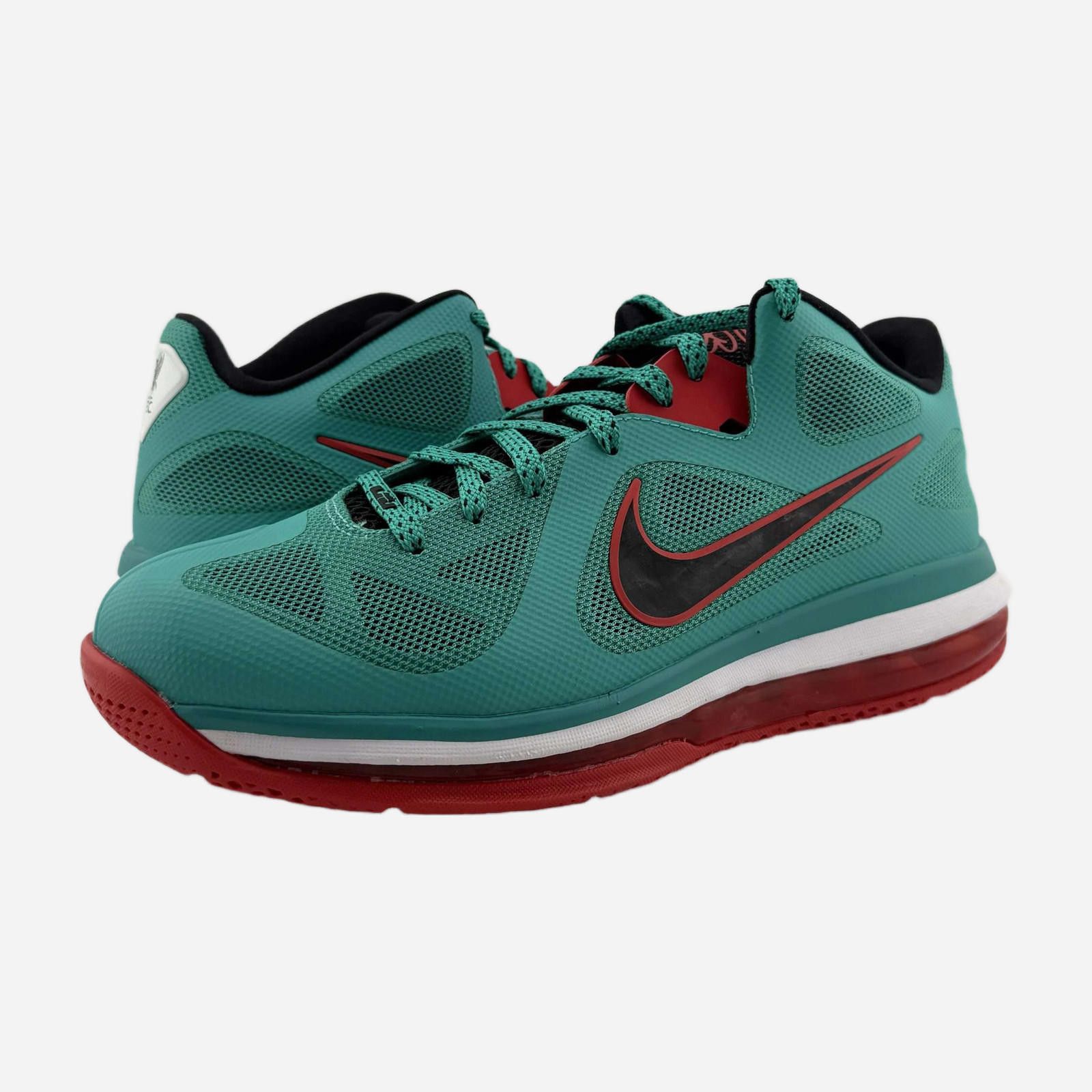 Nike Nike LeBron 9 Low Reverse Liverpool Size US 10 / EU 43 - 1 Thumbnail