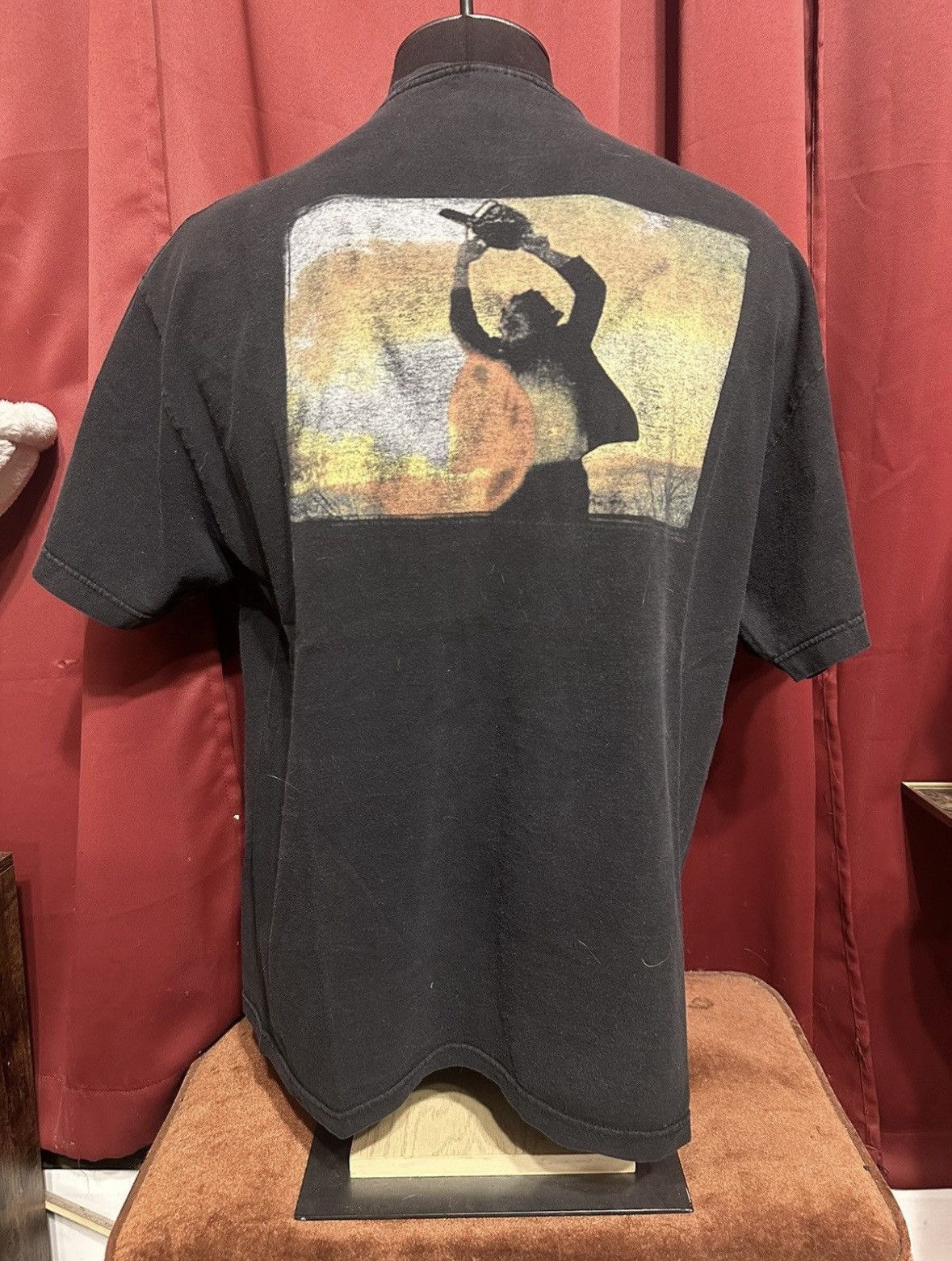 Vintage Vintage Texas Chainsaw Massacre Tshirt Horror Movie Grail Size US XL / EU 56 / 4 - 2 Thumbnail