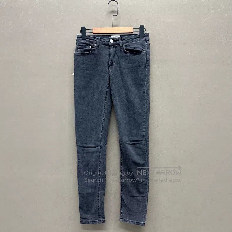 Acne Studios Acne Studios Washed Denim Jeans Size 26" / US 2 / IT 38 - 1 Thumbnail