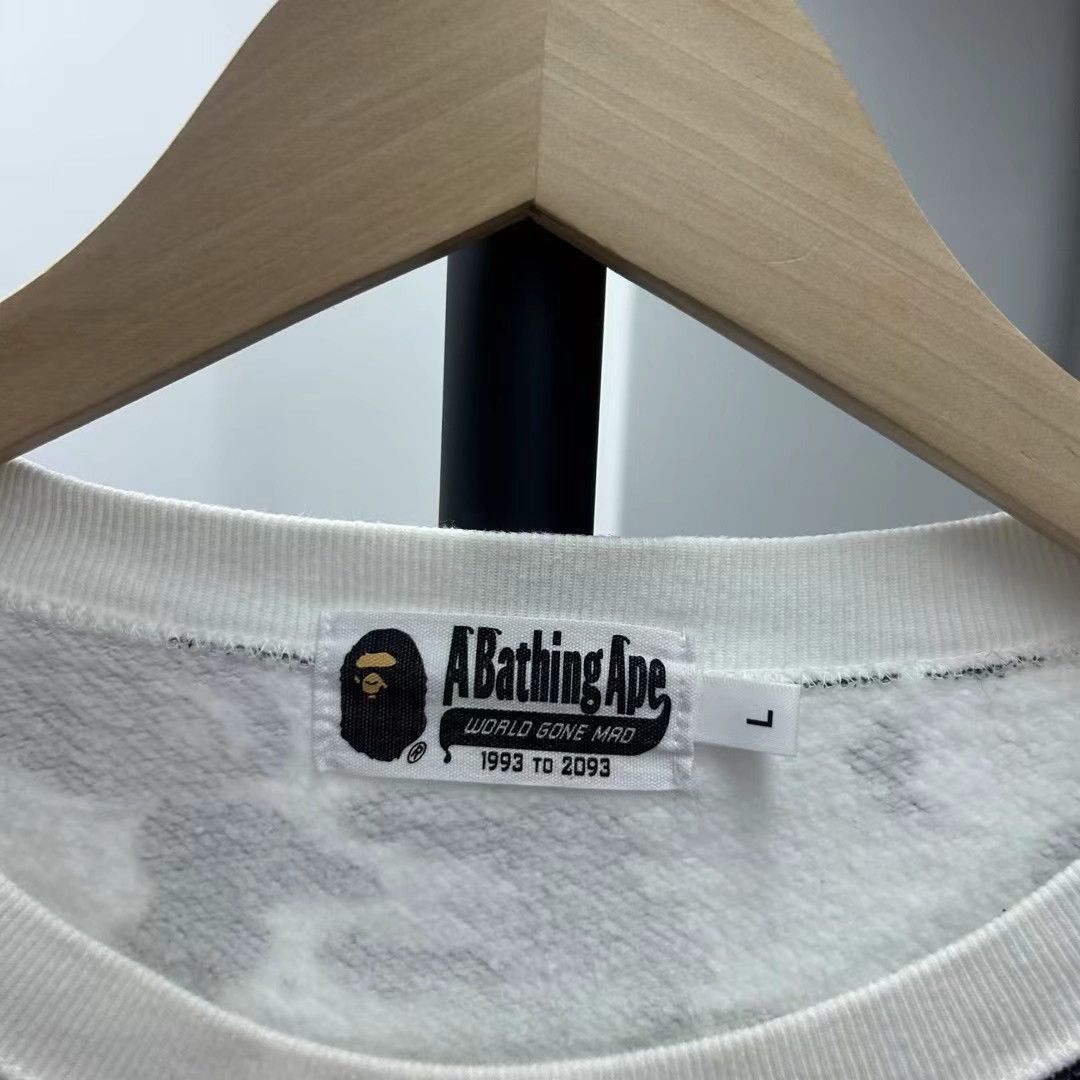 Bape BAPE LIMITED CREWNECK Size US L / EU 52-54 / 3 - 3 Thumbnail
