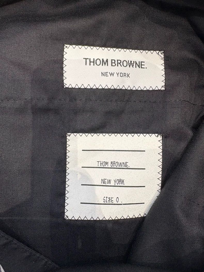 Thom Browne Thom Browne Casual pants and shorts in navy blue Size US 27 - 4 Thumbnail