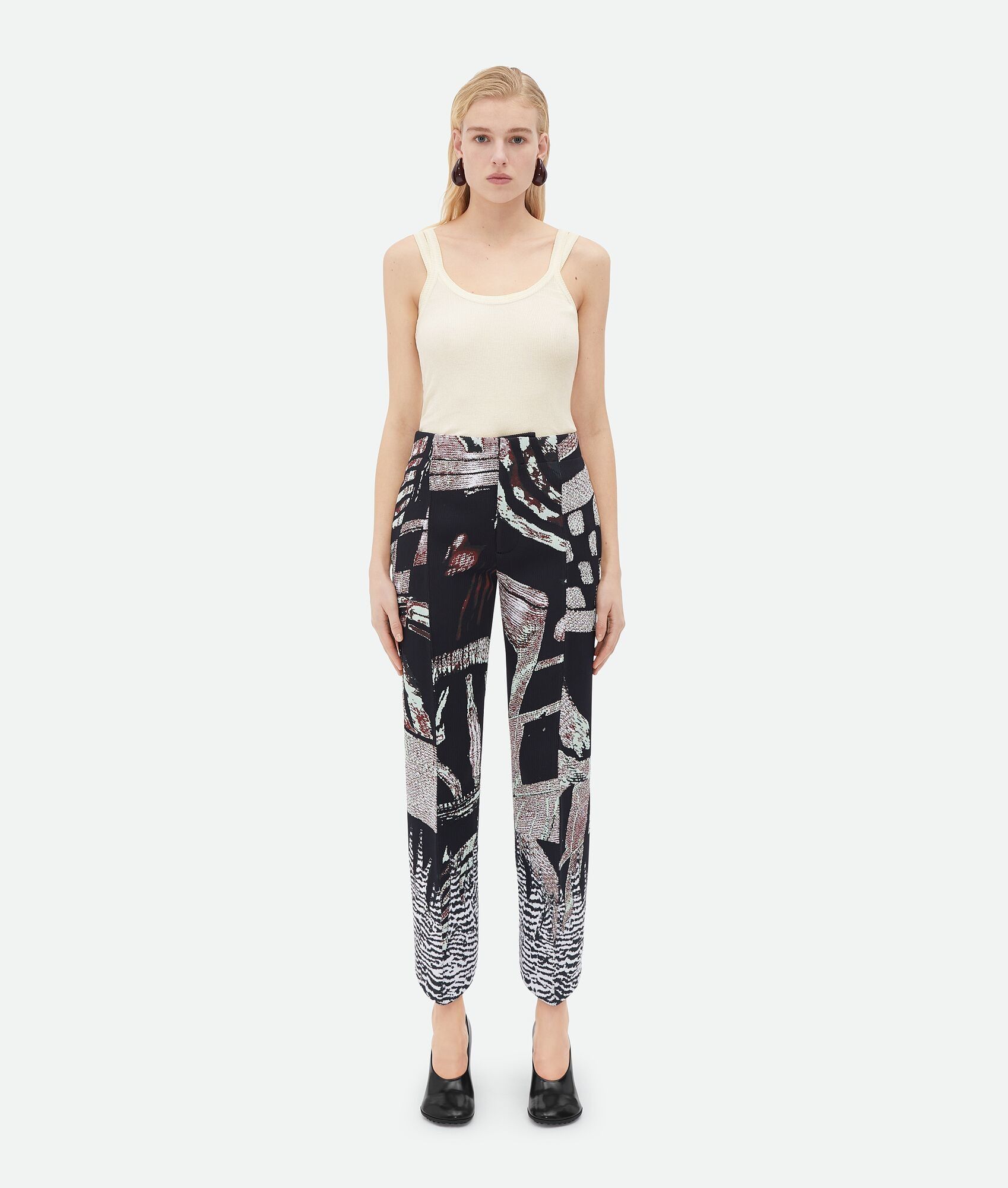 Bottega Veneta o1n1vont0325 Curved Shape Graphic Viscose Jacquard Trouser Size 26" / US 2 / IT 38 - 1 Thumbnail