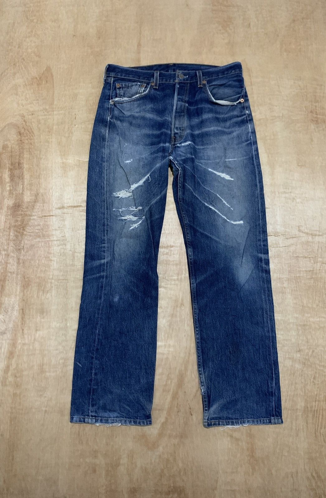 Levi's Vintage Clothing Vintage Levis 501xx Distressed Denim Jeans Size 34x36 Size US 34 / EU 50 - 3 Thumbnail