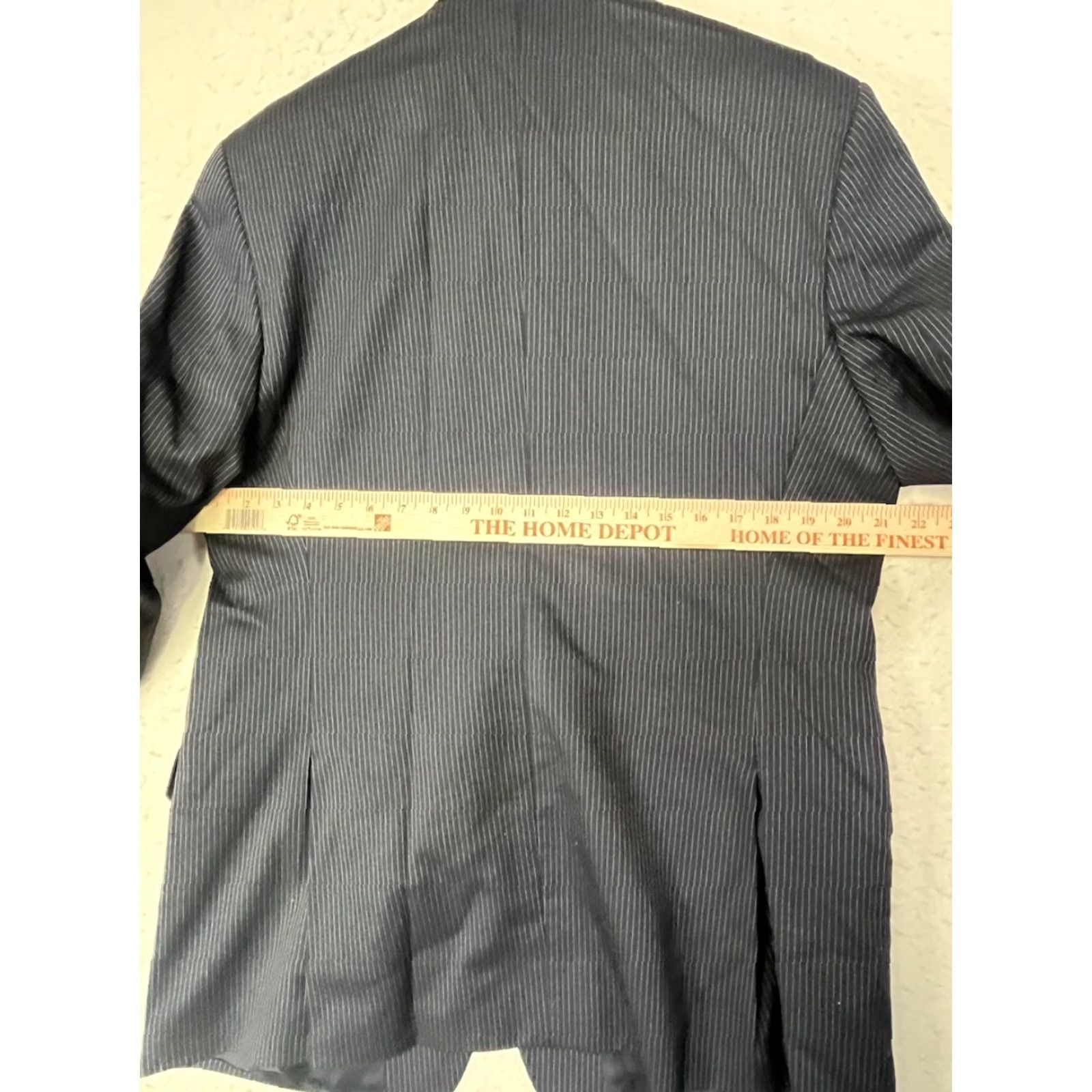Calvin Klein Calvin Klein Sport Coat Blazer Jacket Notch Lapel Wool 43R Gray Stripe Two-Button Double-Vented Regular Mens Size 46R - 4 Thumbnail