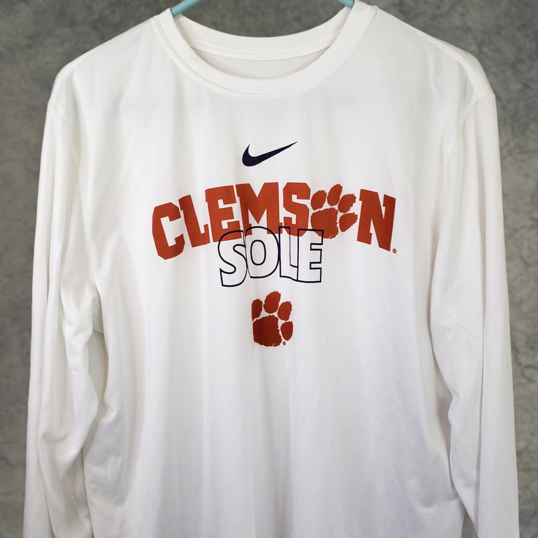 Nike Nike Dri-Fit T-Shirt White XL Clemson Graphic Crew Neck Athletic Men Shirt Size US XL / EU 56 / 4 - 1 Thumbnail