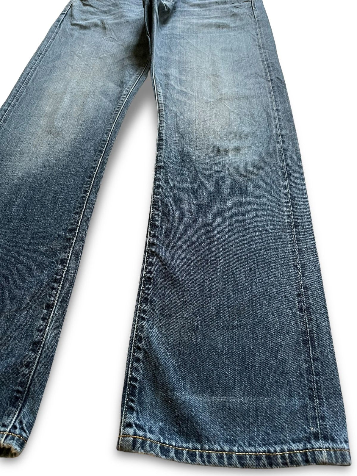 Japanese Brand × Uniqlo Vintage Japanese Uniqlo Selvedge Distressed Loose Blue Jeans Size US 35 - 8 Thumbnail