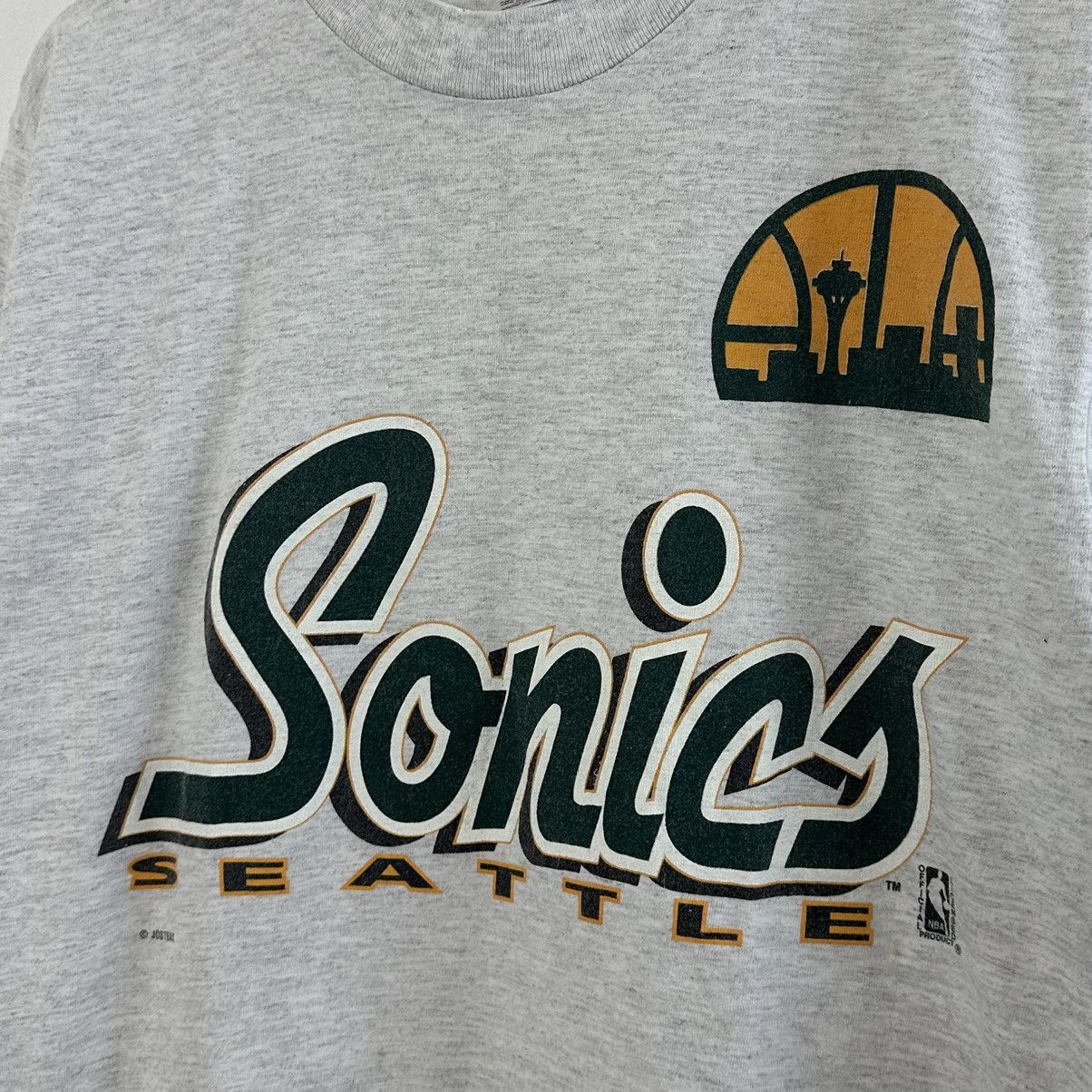 NBA Vintage Seattle Sonics T Shirt 1990s Supersonics NBA Murina Size US M / EU 48-50 / 2 - 1 Thumbnail