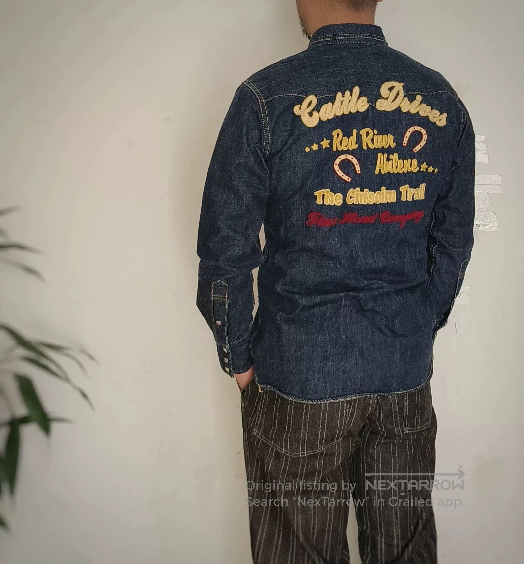 The Flat Head Embroidered Denim Western Shirt. Size US XXS / EU 40 - 1 Thumbnail