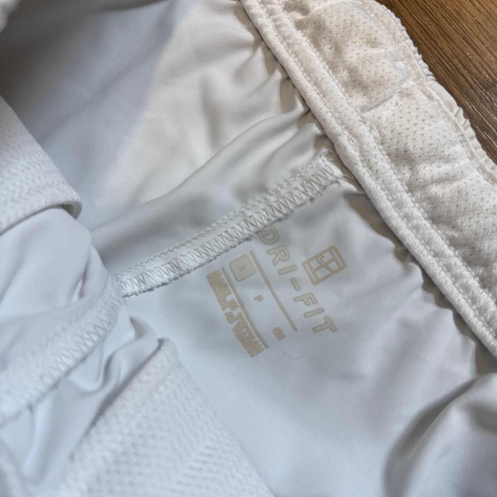 Nike Nike Tennis Court Advantage Shorts Size US 26 / EU 42 - 2 Thumbnail