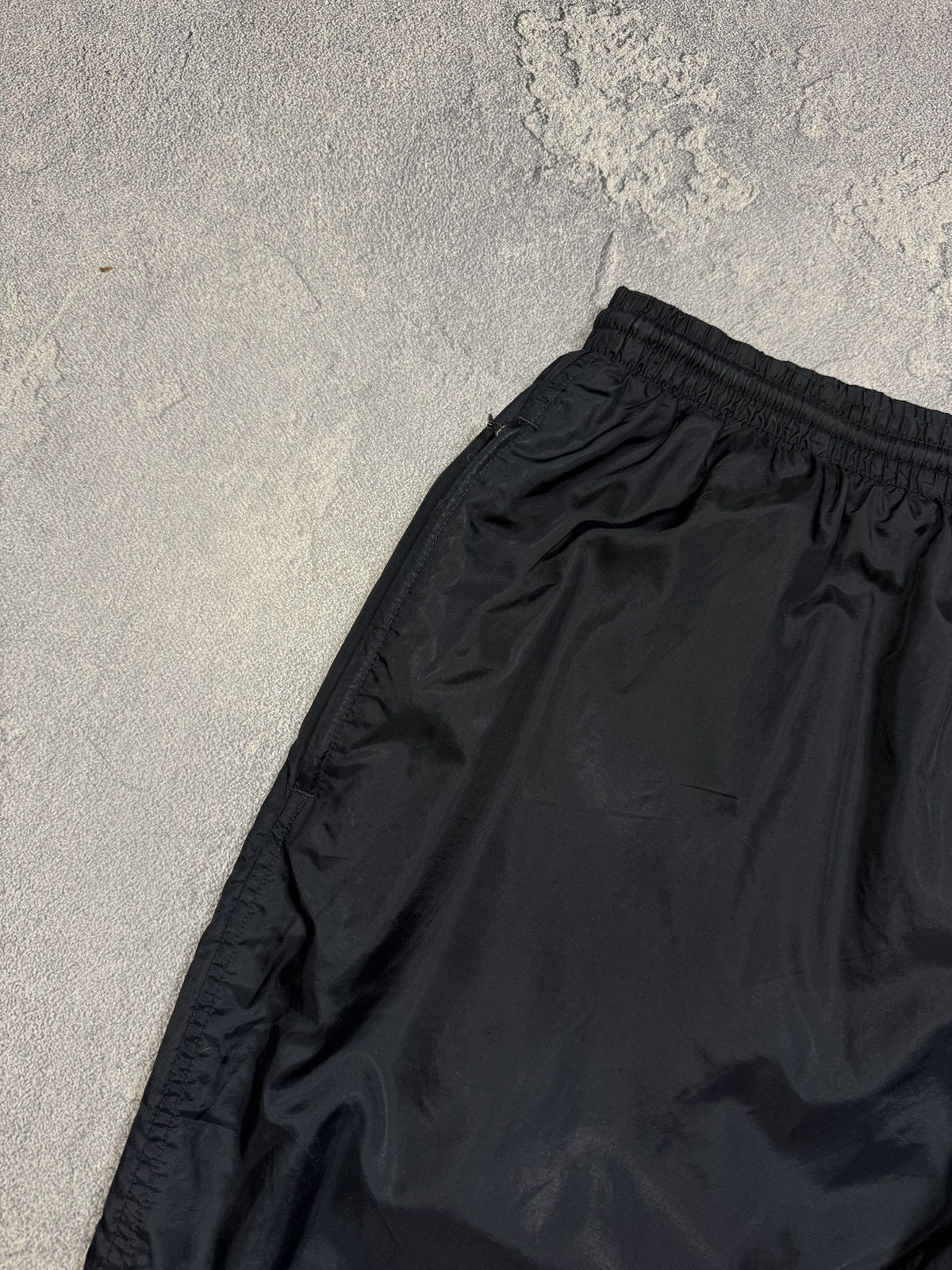 Nike Vintage Nike track pants black size xl baggy y2k Size US 36 / EU 52 - 3 Thumbnail