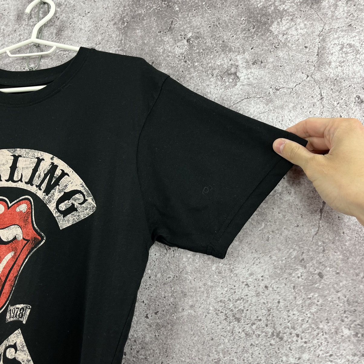 Band Tees × The Rolling Stones The Rolling Stones Rock T-Shirt Big Logo Black Size L Size US L / EU 52-54 / 3 - 4 Thumbnail