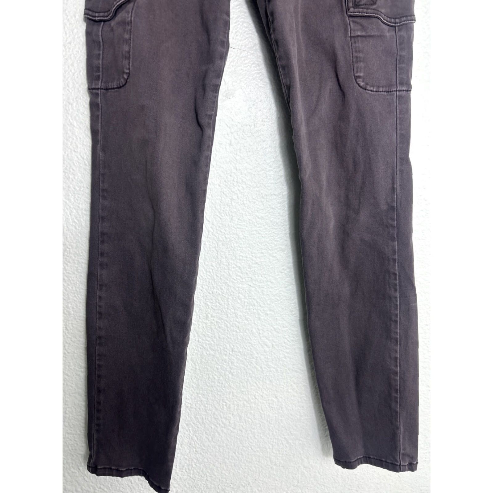 Vintage CAbi Womens Size 6 Brown Slim Stretch Cargo Pants 30x31 Pants Womens Brown Cargo Slim Stretch 30 31 Size 28" / US 6 / IT 42 - 2 Thumbnail
