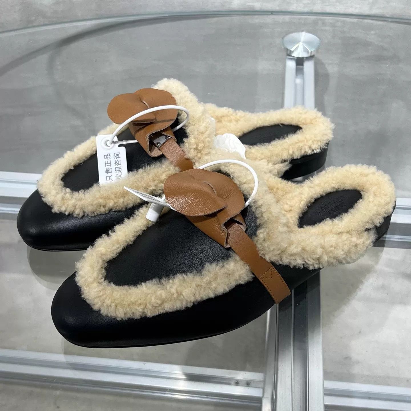 Hermes Hermes Oz colorblock lambskin mules 37 Size US 6.5 / IT 36.5 - 2 Thumbnail