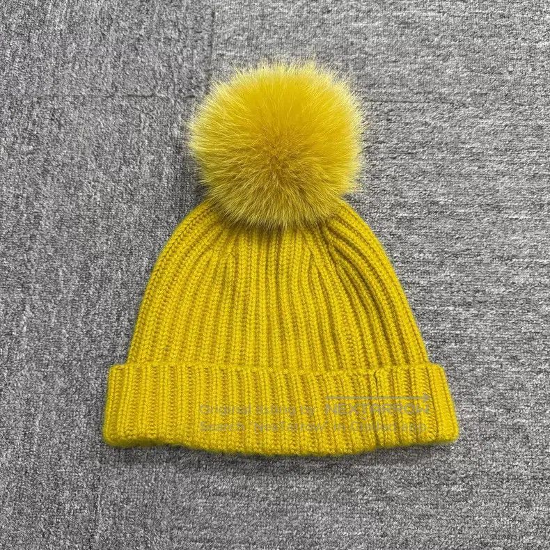 Loro Piana Loro Piana Fox Fur Accessory Cashmere Knit Hat Size ONE SIZE - 2 Thumbnail