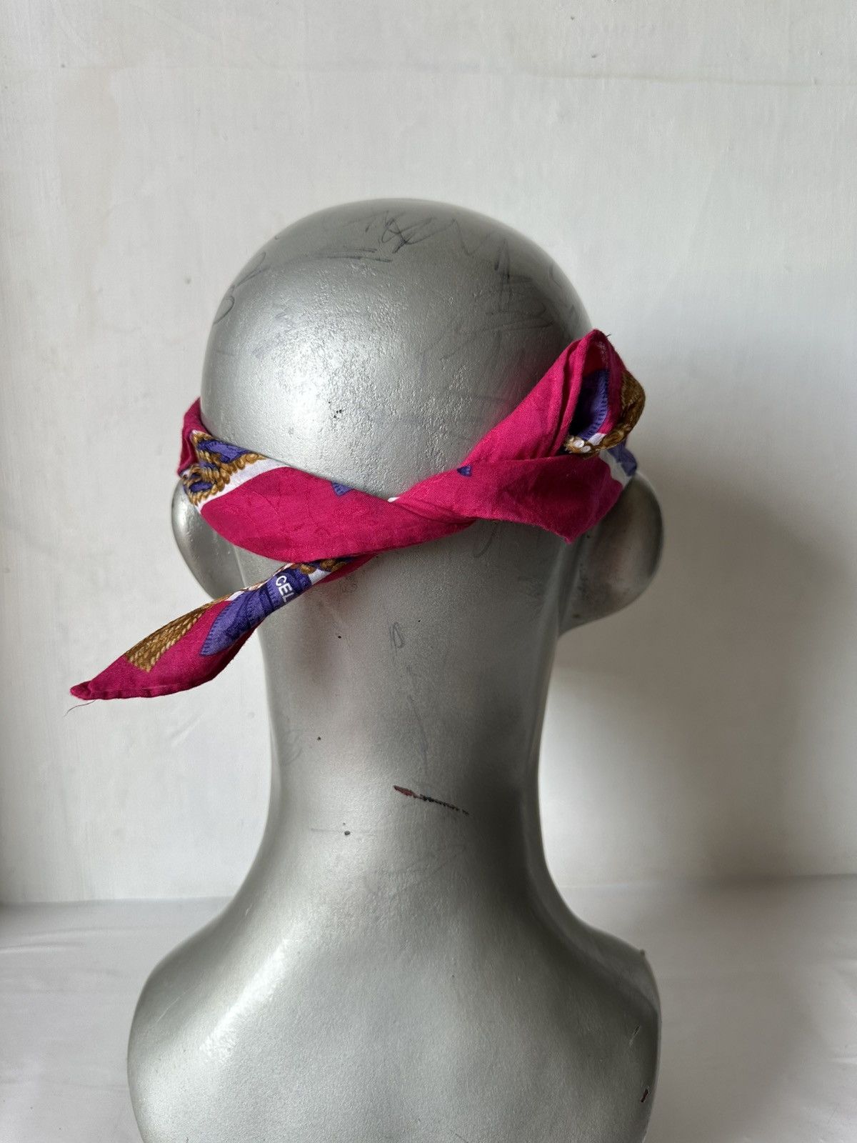 Vintage Vintage Celine Handkerchief/ Neckerchief/ Bandana Size ONE SIZE - 12 Thumbnail