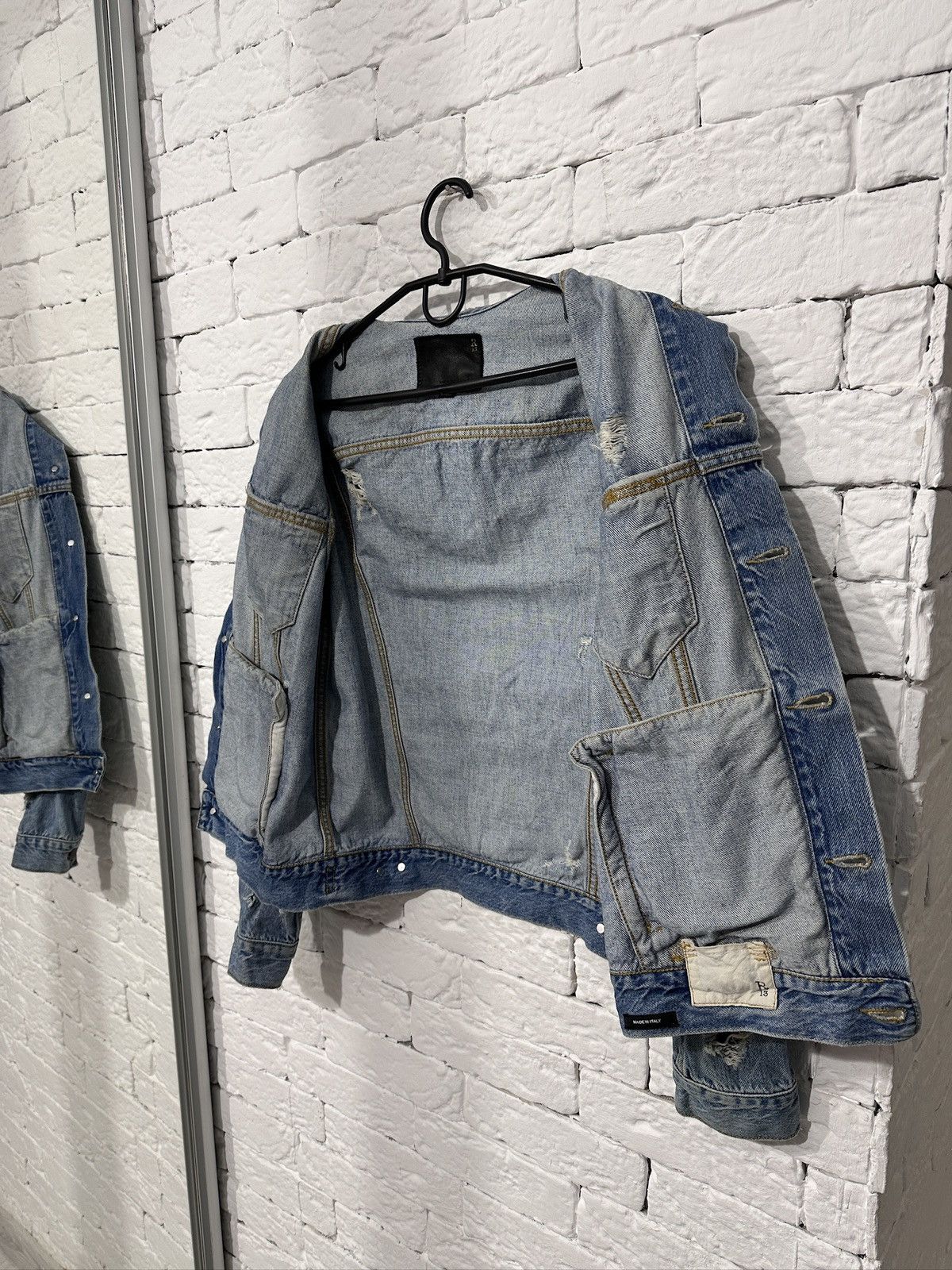 R13 R13 Sky Trucker Distressed Denim Holly Wash Women’s XS Size XS / US 0-2 / IT 36-38 - 11 Thumbnail