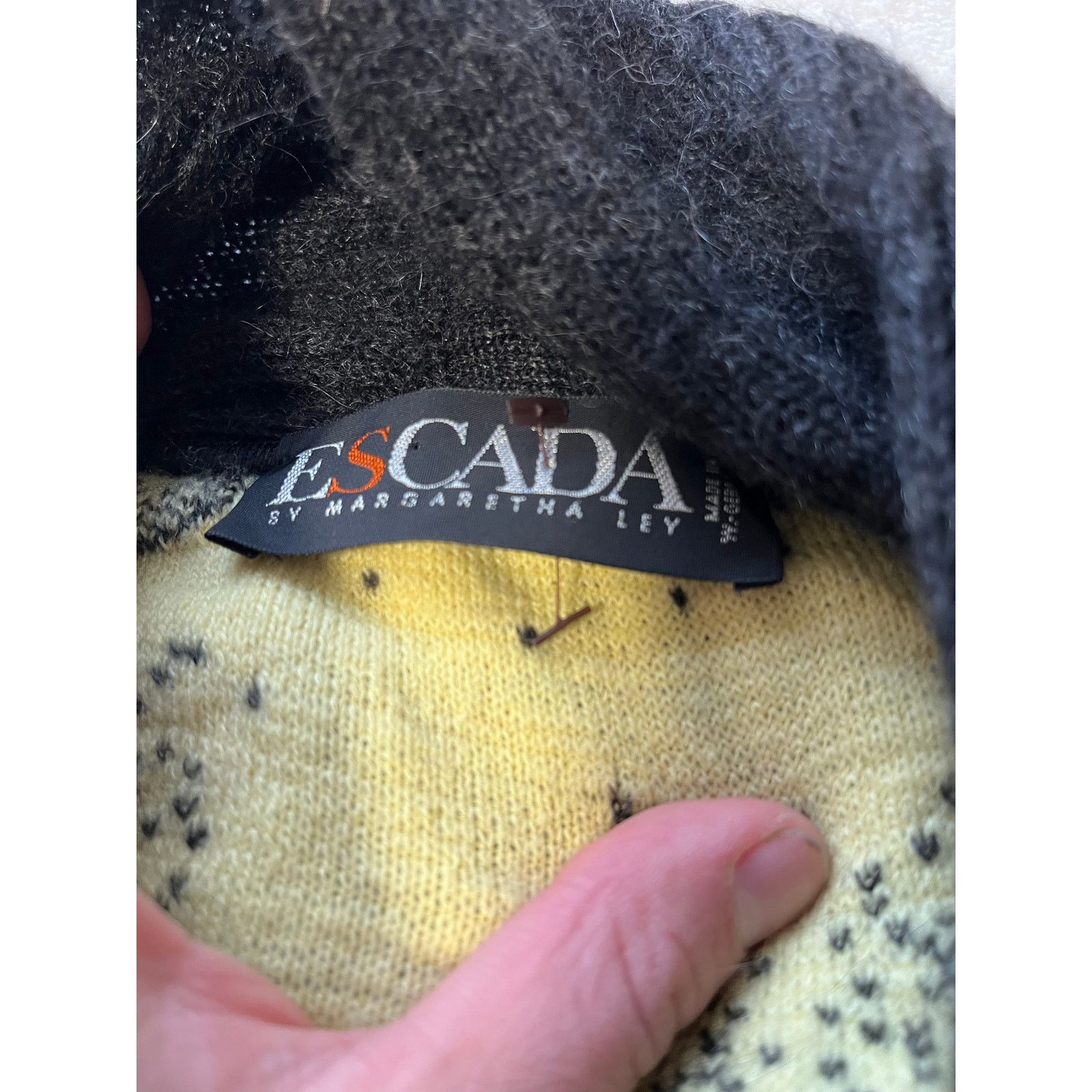 Escada Pistola Zane ombre Pink Mohair Blend crew neck Size XS / US 0-2 / IT 36-38 - 3 Thumbnail