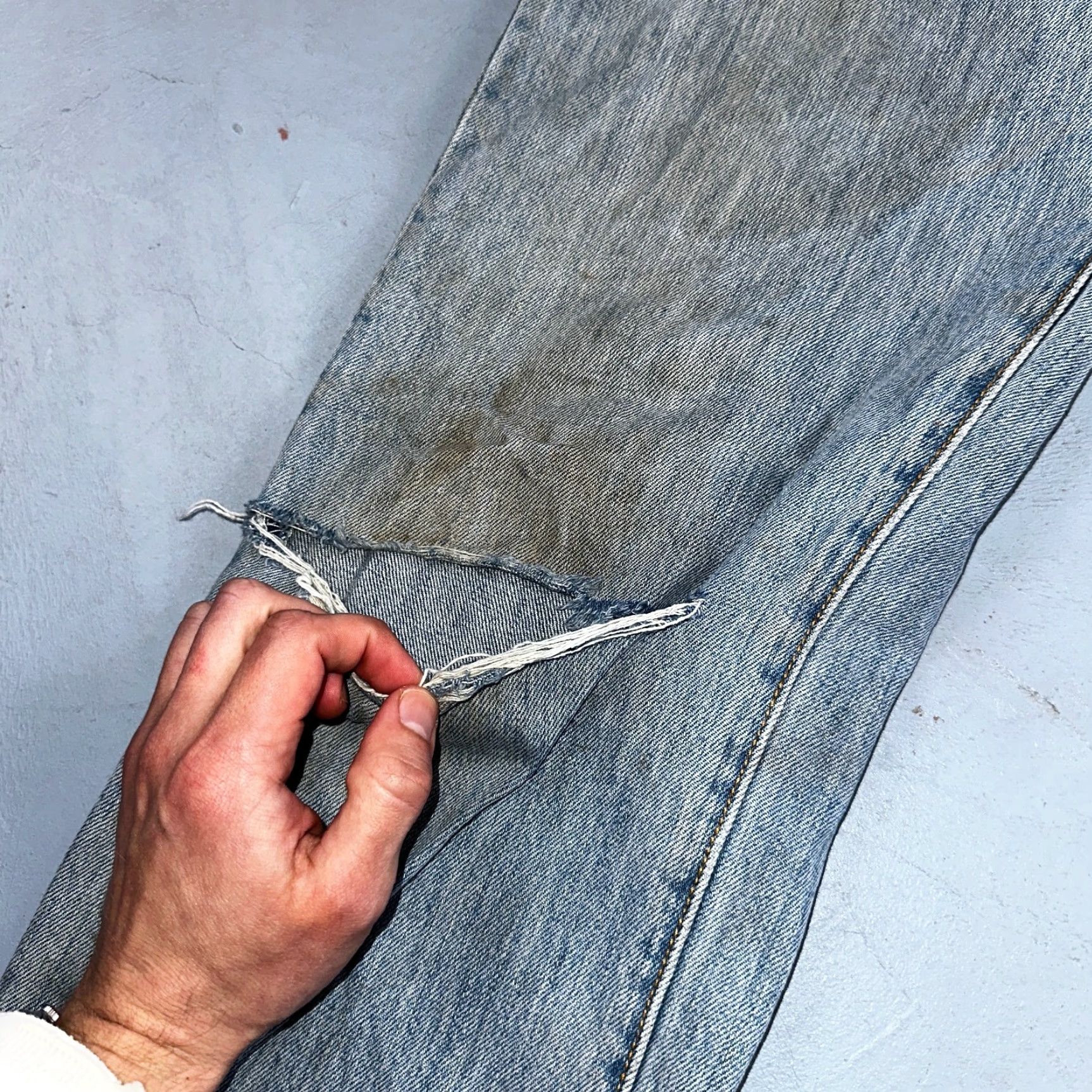 Levi's VINTAGE Levis 501 XX Y2K Straight Leg Jeans Blue Light Wash 35x34 Act 34x34 Size US 34 / EU 50 - 5 Thumbnail