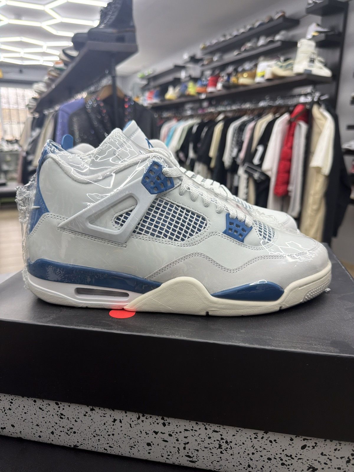 Jordan Brand Jordan 4 Military blue Size-11.5 Brand New Quick Shipping Size US 11.5 / EU 44-45 - 3 Thumbnail