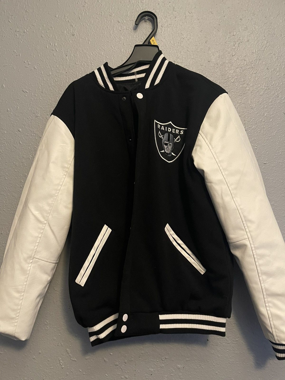 Starter NFL Raiders Starter Reversible Jacket Size US L / EU 52-54 / 3 - 2 Thumbnail