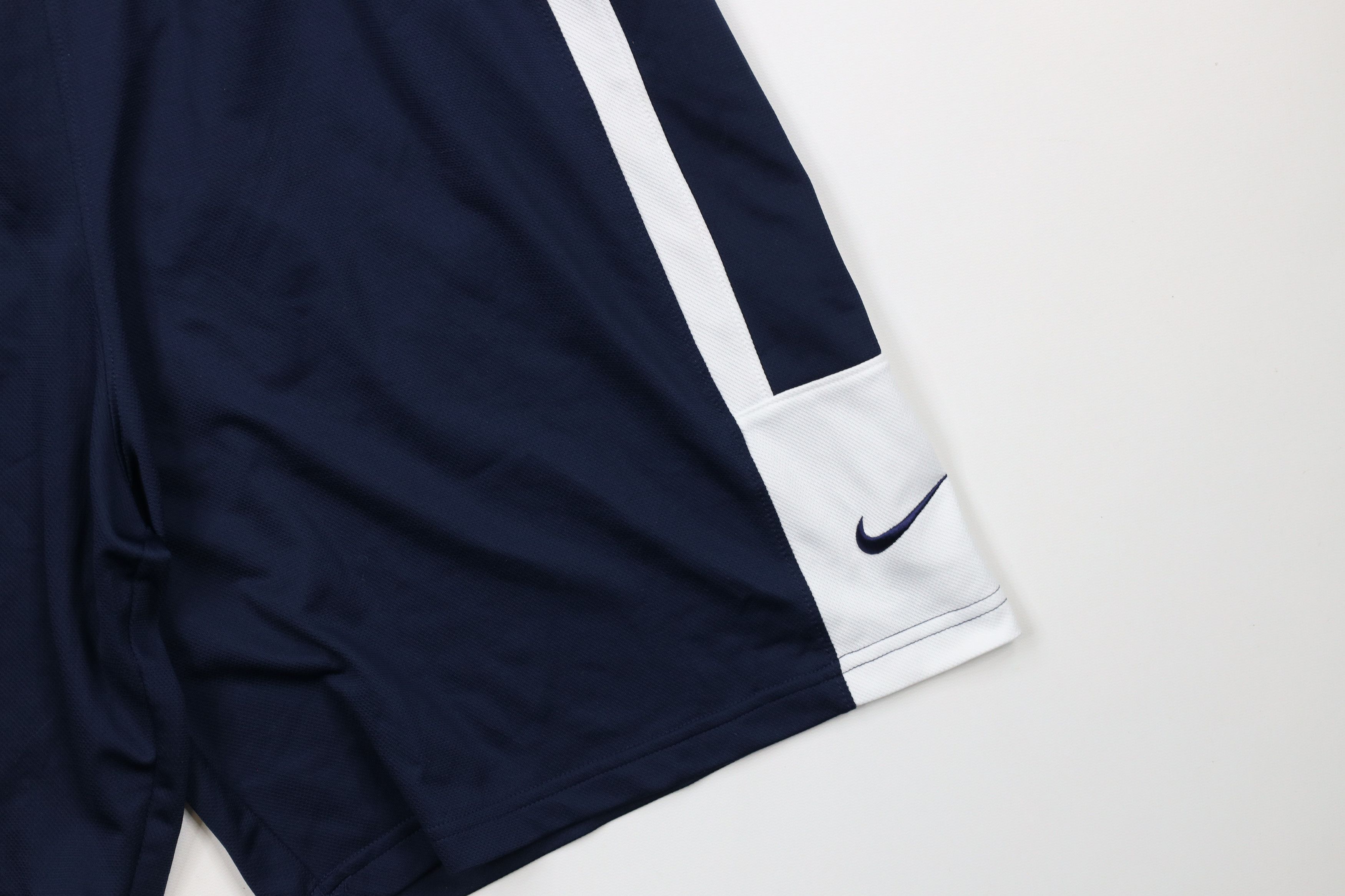 Nike × Vintage Nike Team Issued University of Toledo Basketball Shorts Size US 32 / EU 48 - 6 Thumbnail
