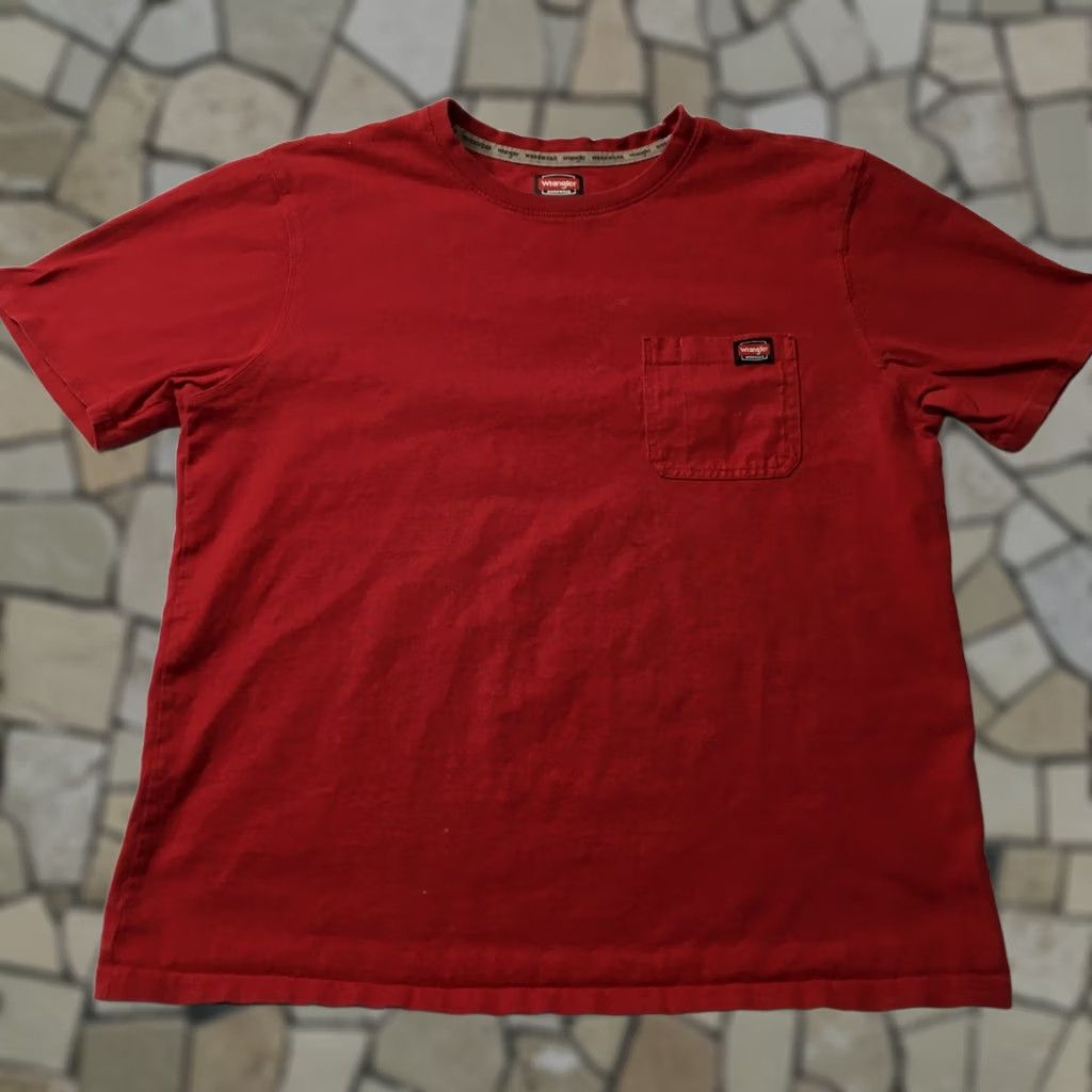 Wrangler Wrangler Workwear Henley Shirt Mens XL Red Short Sleeve Tee pocket Size US XL / EU 56 / 4 - 1 Thumbnail
