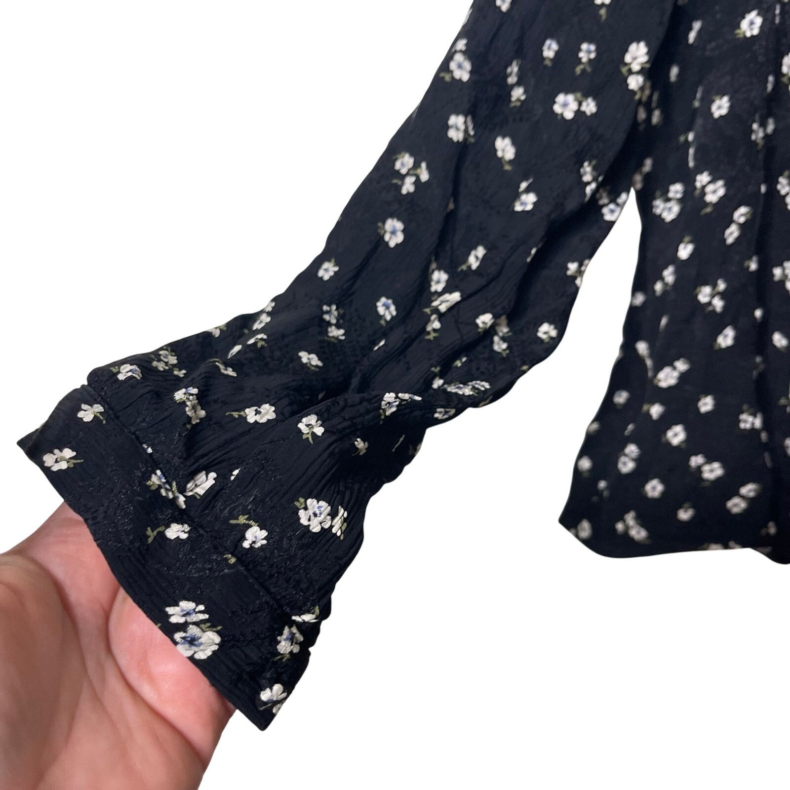 Sezane Sezane ABÉLIA WRAP BLOUSE two toned jacquard Black Floral Size XS / US 0-2 / IT 36-38 - 4 Thumbnail