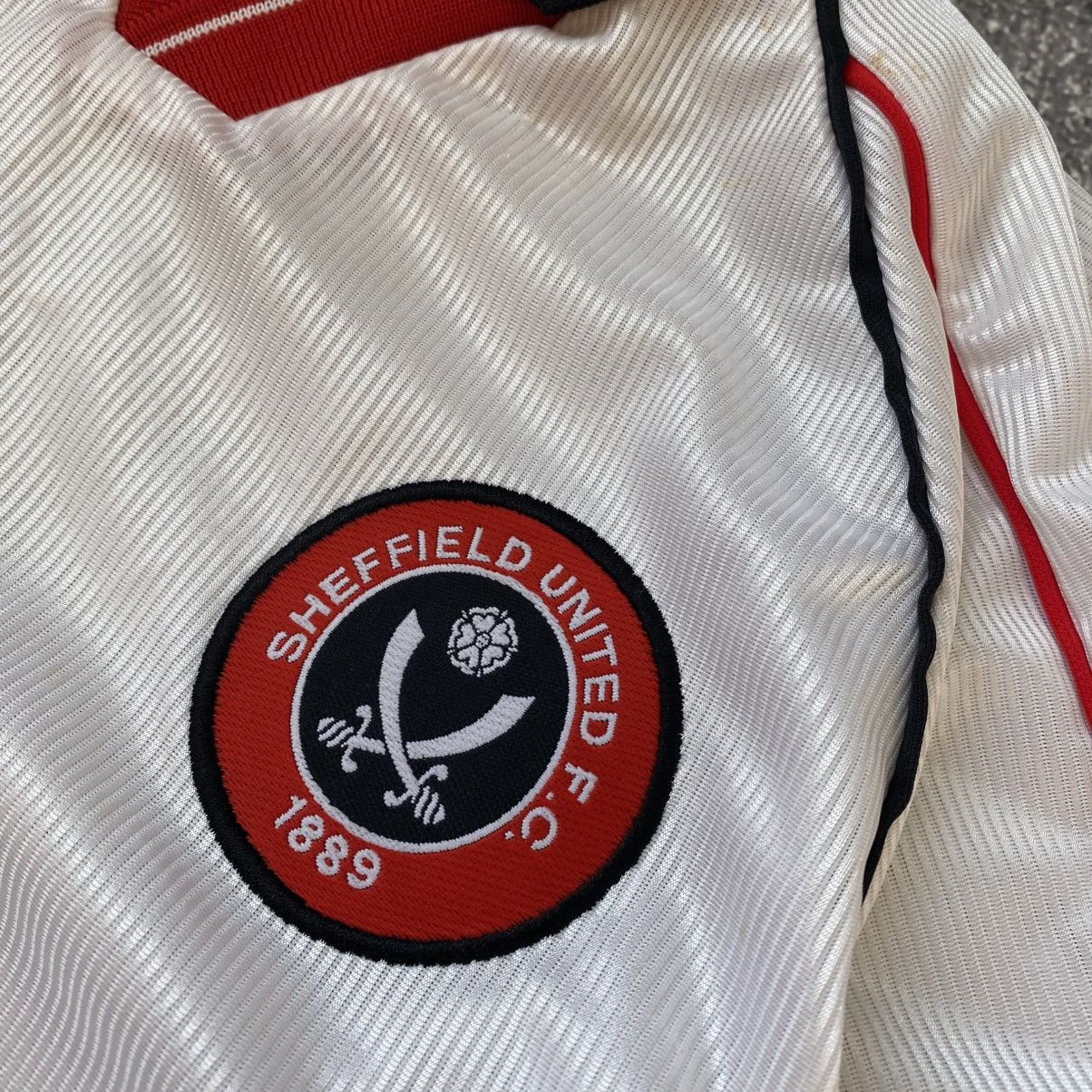 Le Coq Sportif Vintage Le Coq Sportif Sheffield United 90’s Rare Jersey Size US S / EU 44-46 / 1 - 4 Thumbnail