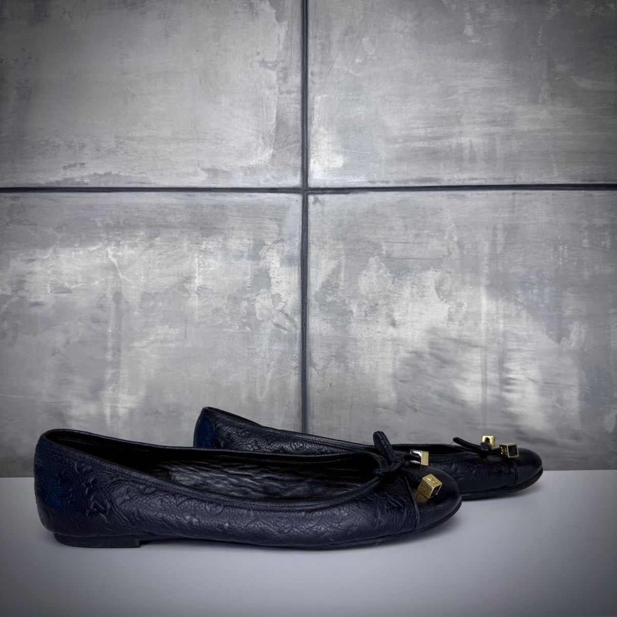 Louis Vuitton Monogram flats 40 Size US 10 / IT 40 - 8 Thumbnail