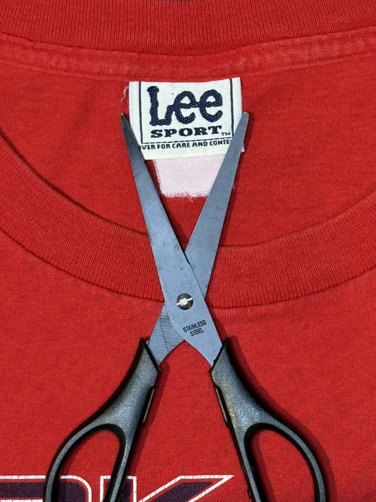 Vintage Vintage Y2K Mark McGwire Coin tee Size US XL / EU 56 / 4 - 3 Thumbnail