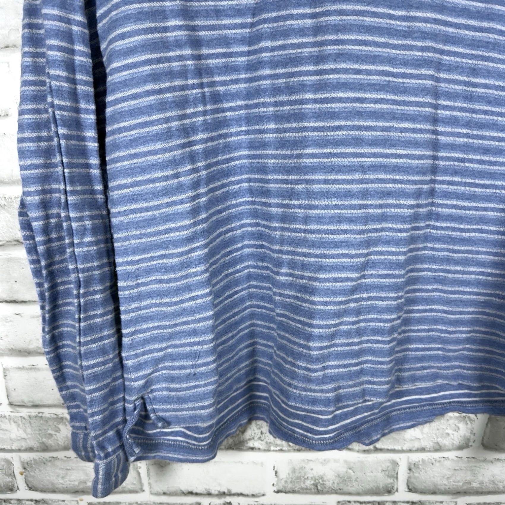 johnnie-O johnnie-O Striped Half Button Down Long Sleeve Shirt Mens Size L Size US L / EU 52-54 / 3 - 3 Thumbnail