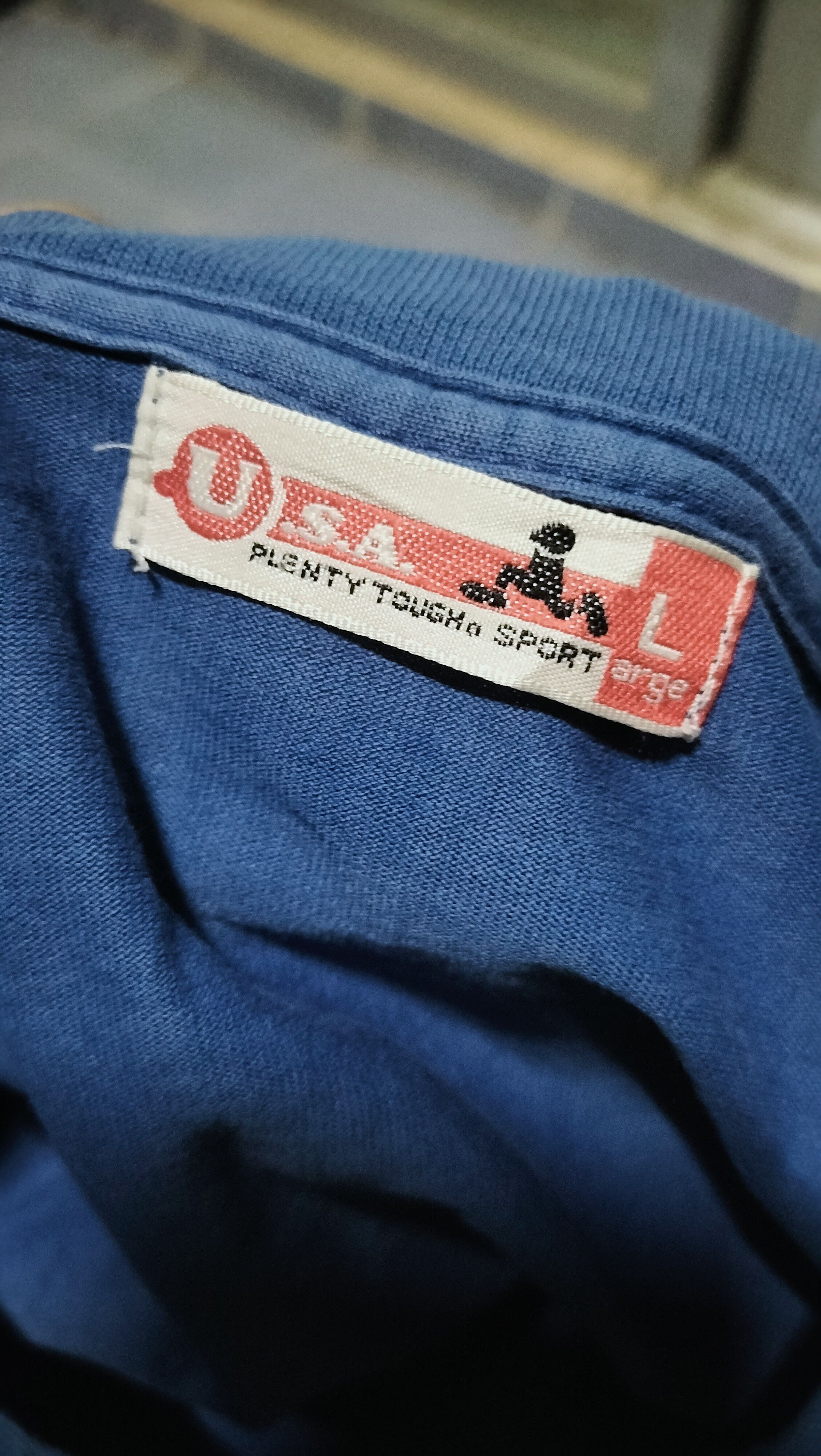 Vintage Vintage 90s Plenty Tough Sports tshirts streetwear Size US L / EU 52-54 / 3 - 3 Thumbnail