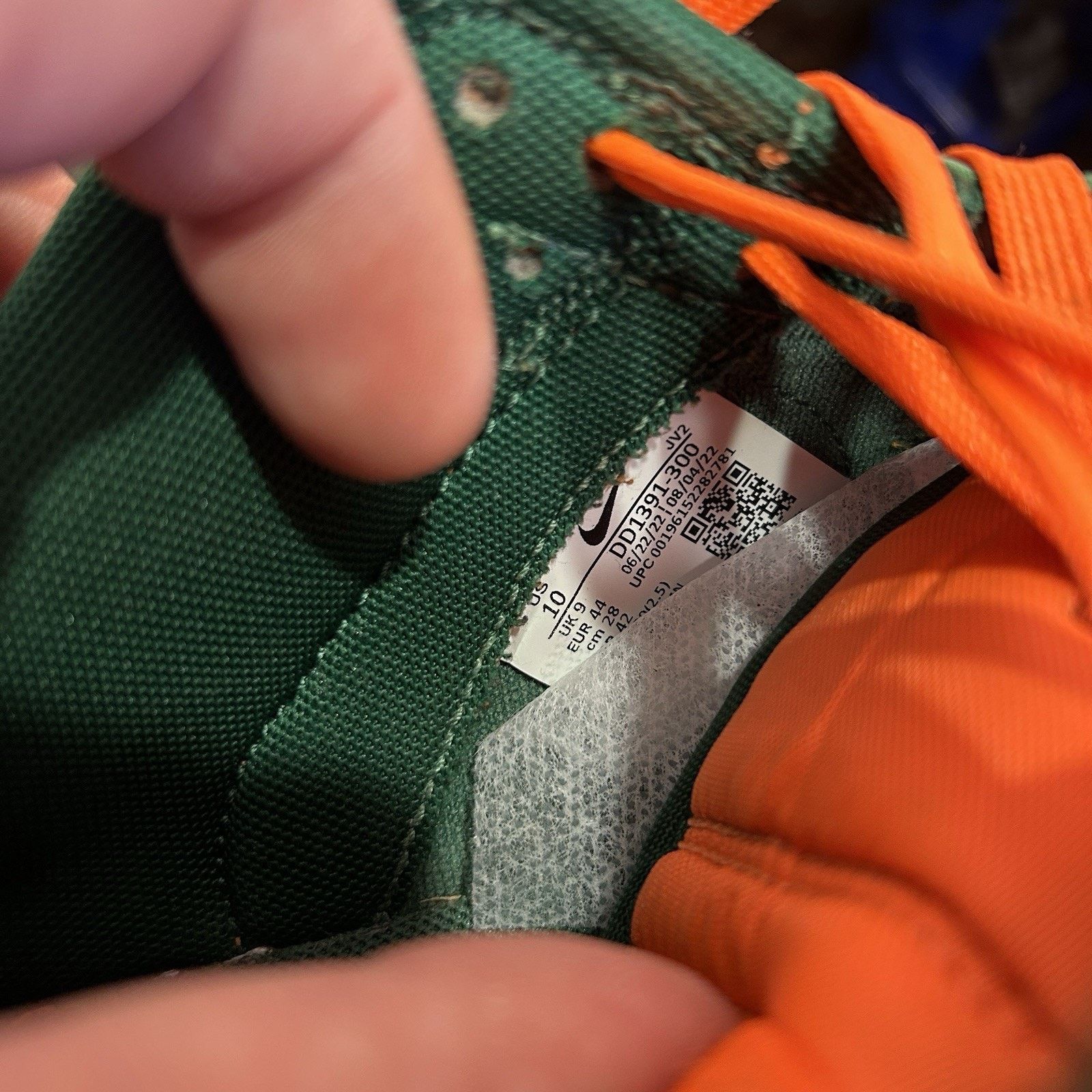 Nike Nike Dunk Low Retro “Miami Hurricanes/Gorge Green” Size US 10 / EU 43 - 10 Thumbnail