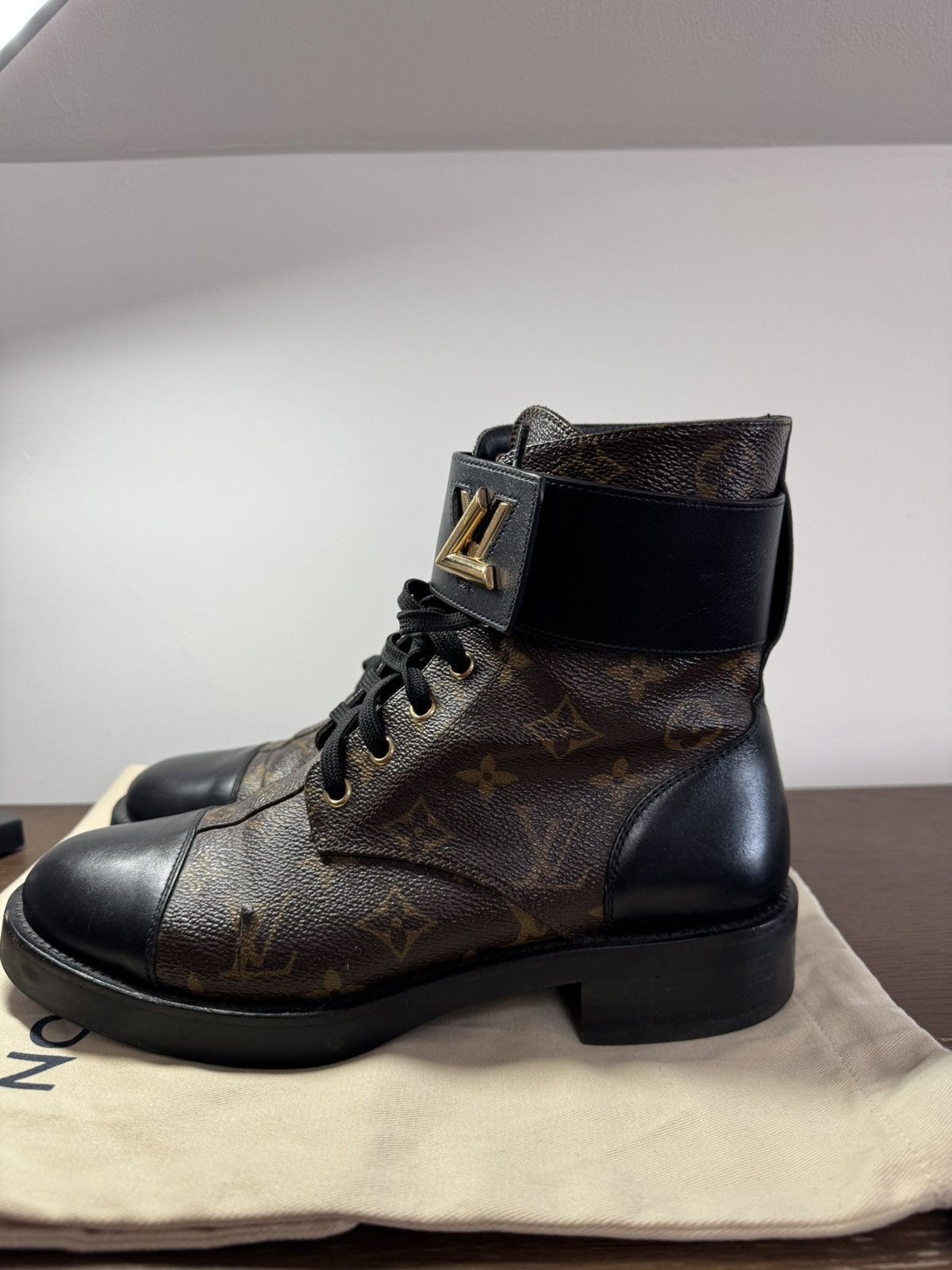 Louis Vuitton Louis Vuitton boots Size US 8.5 / IT 38.5 - 2 Thumbnail