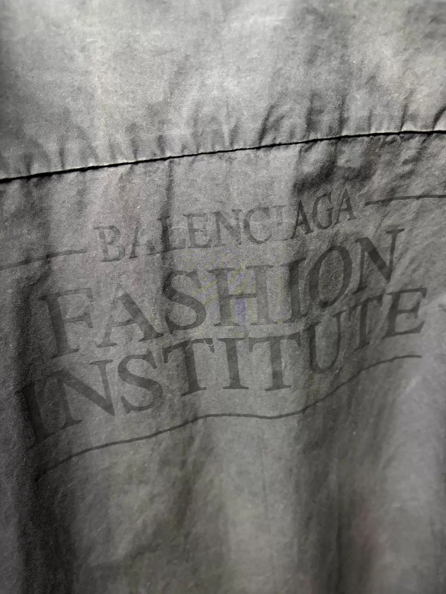 Balenciaga Balenciaga short-sleeve shirt black 37 XS distressed Size US XS / EU 42 / 0 - 3 Thumbnail