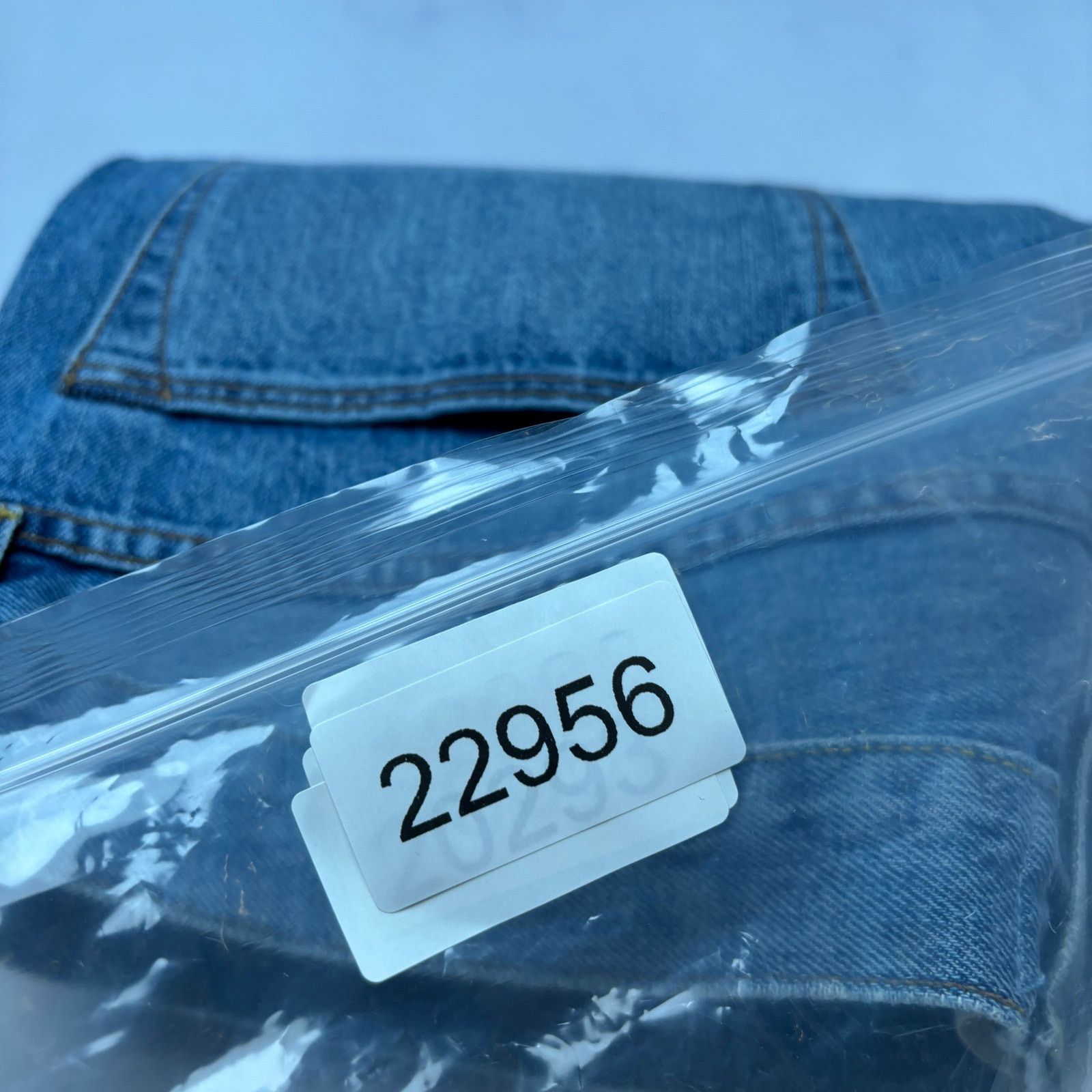 Sid Mashburn $185 Sid Mashburn Light Wash Denim 36x32 Slim Straight Jeans Size US 36 / EU 52 - 14 Thumbnail