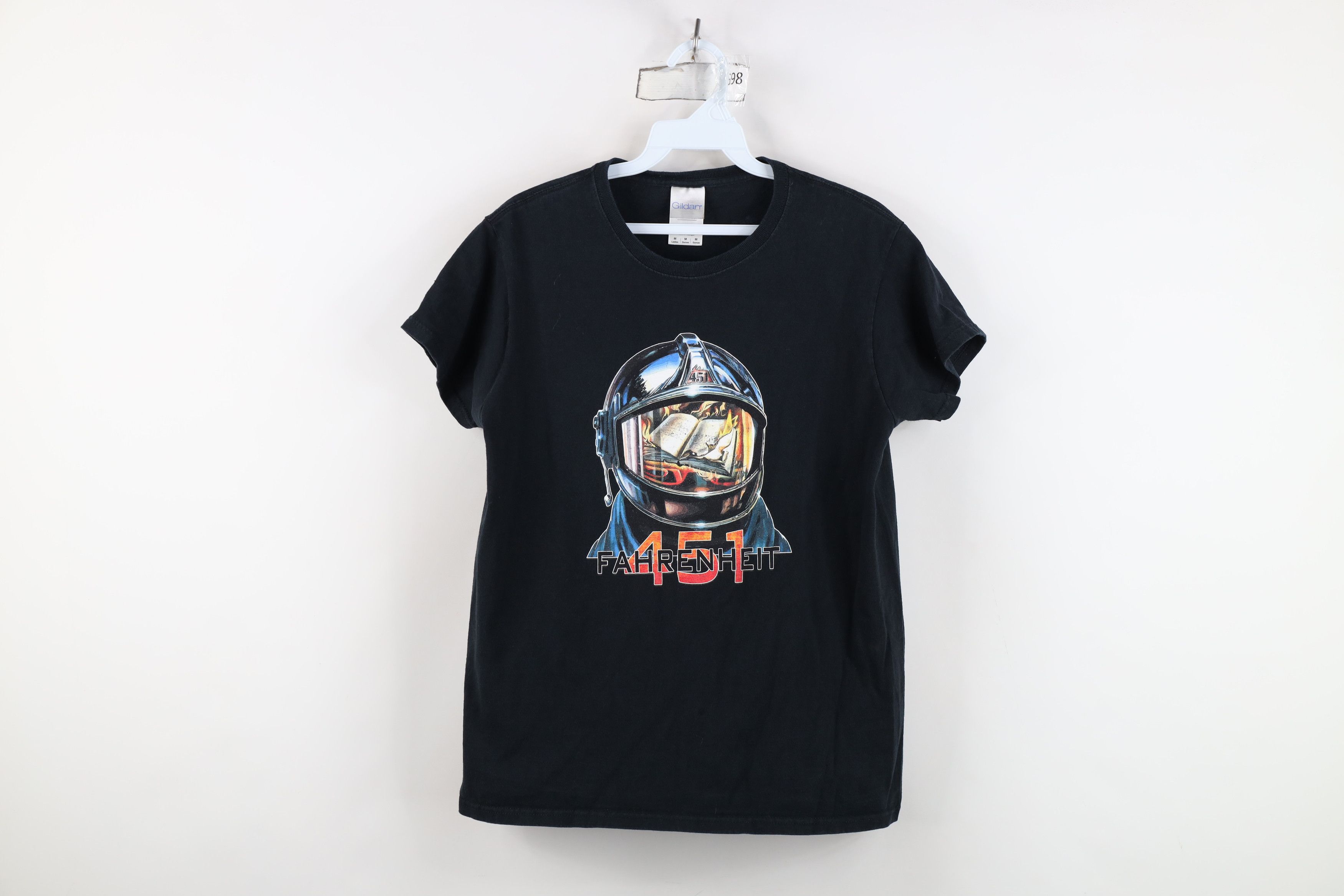 Vintage Vintage Y2K Spell Out Ray Bradbury Fahrenheit 451 T-Shirt Size M / US 6-8 / IT 42-44 - 1 Thumbnail