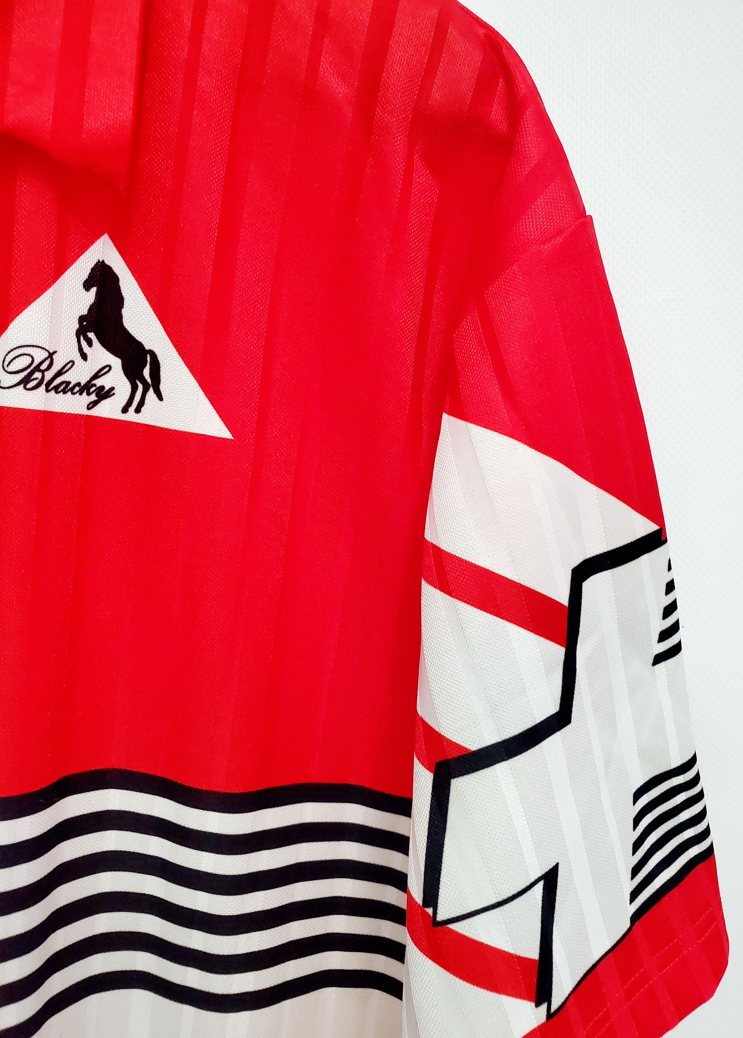 Vintage Vintage SWITZERLAND 1990 1991 HOME jersey ideal condition Size US L / EU 52-54 / 3 - 3 Thumbnail