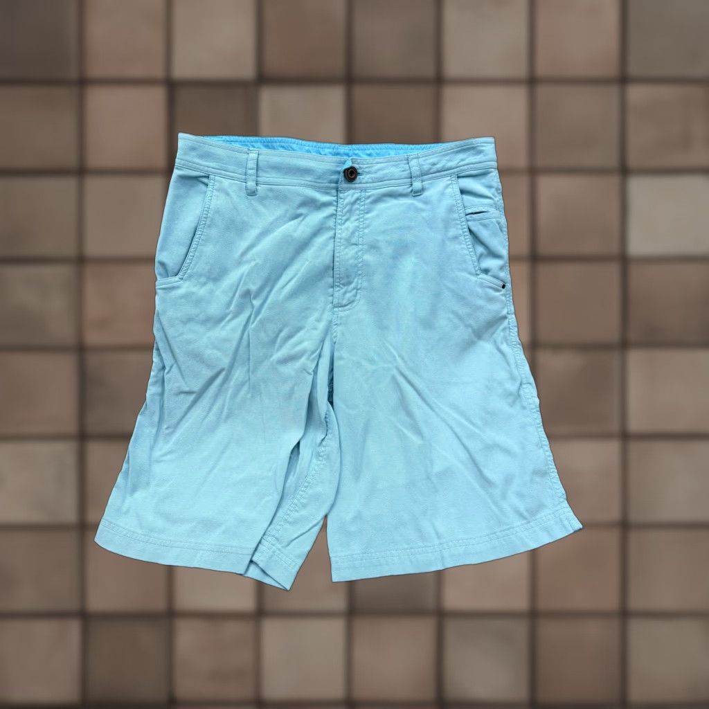 Lululemon Lululemon Shorts Mens 32 Blue Chino 10 Inseam Pockets Logo Solid Front Zip Belt Loops Casual Summer Size US 32 / EU 48 - 1 Thumbnail