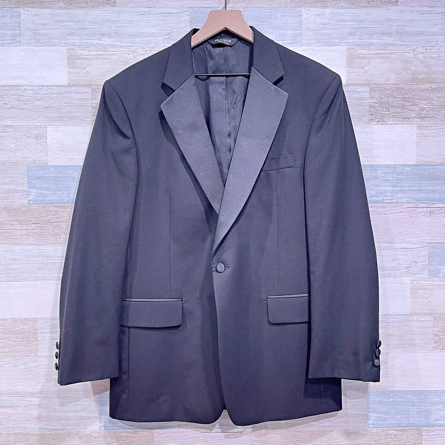 Jos. A. Bank Jos A Bank Tuxedo Suit Black Mens 42R 36W Size 44R - 2 Thumbnail
