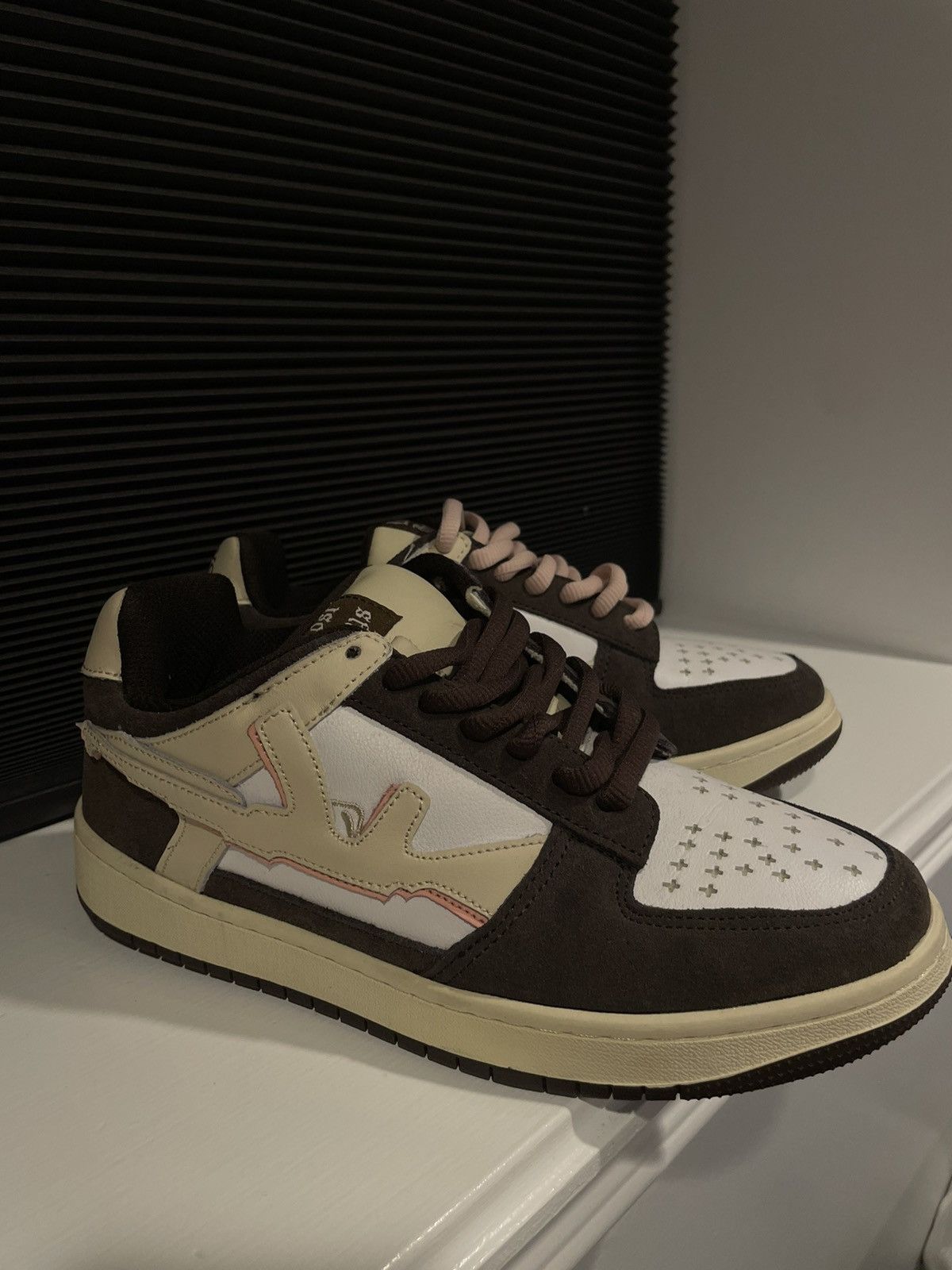 Lost Boys Archives Lost boys archive sneakers Size US 7 / EU 40 - 3 Thumbnail