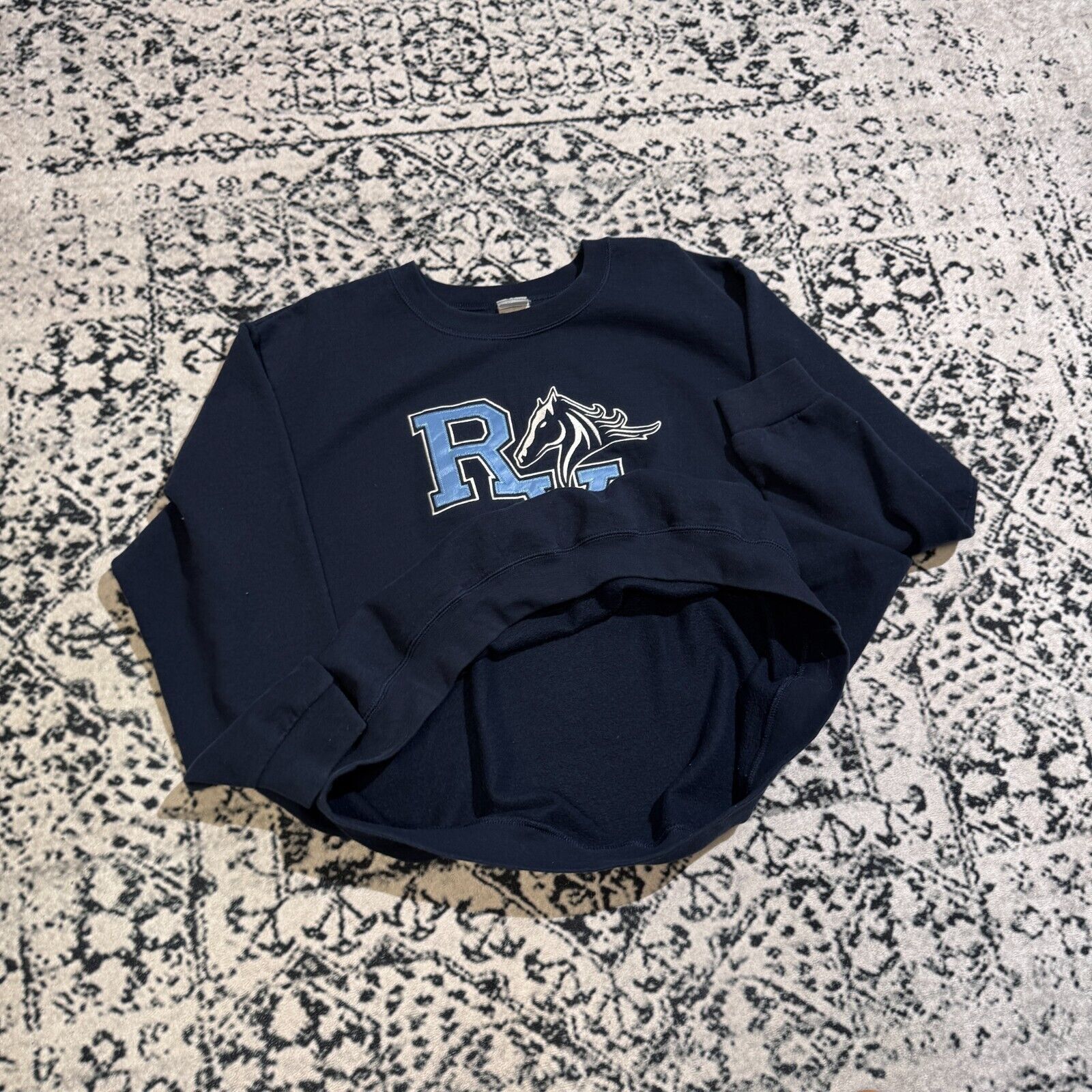 Gildan × Vintage Vintage Gildan Navy Cotton Crewneck Size L Y2K 90s Horse Size US L / EU 52-54 / 3 - 7 Thumbnail
