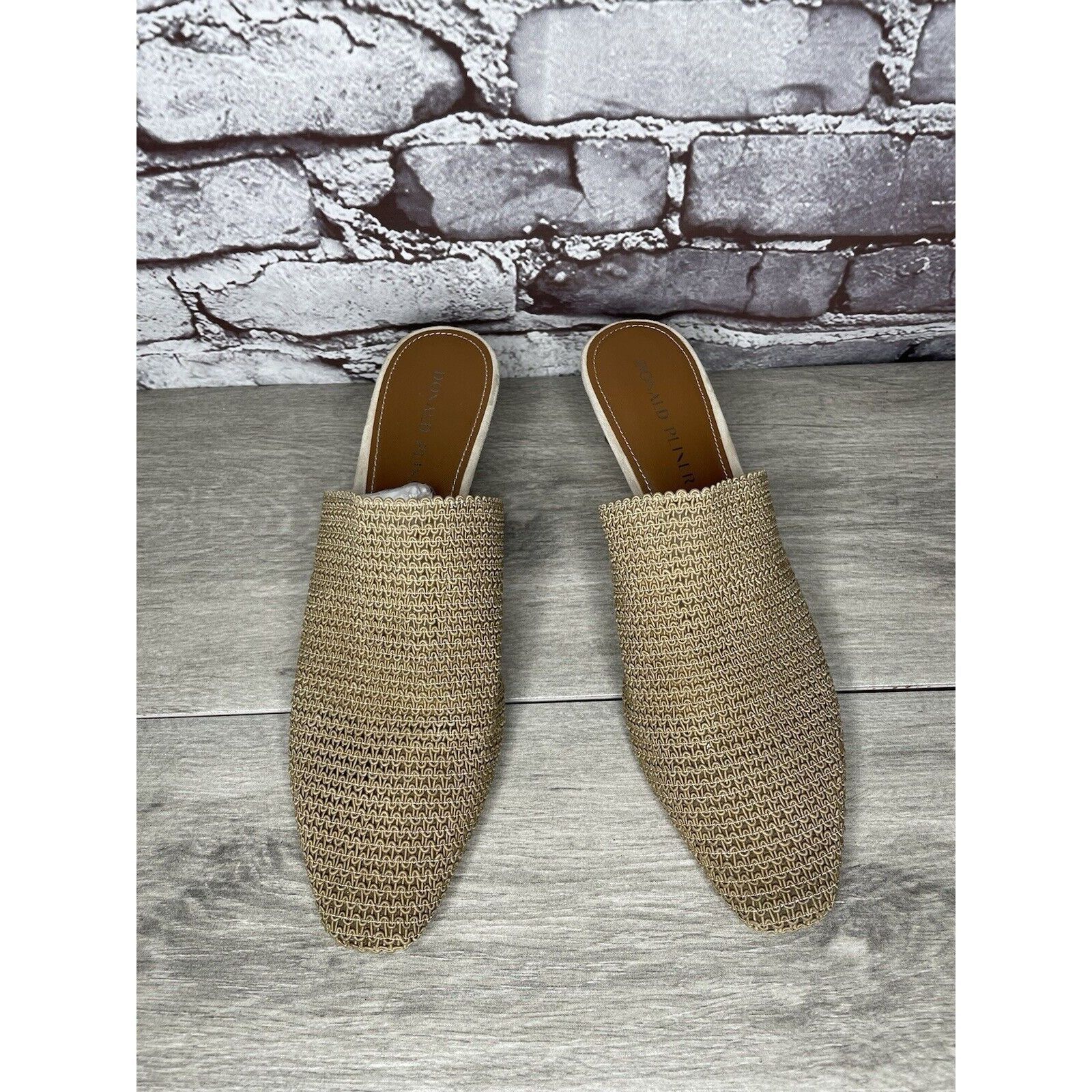 Donald Pliner Donald J. Pliner Fenda Beige Tan Elastic Pointed Heel Mules Size US 9 / IT 39 - 2 Thumbnail