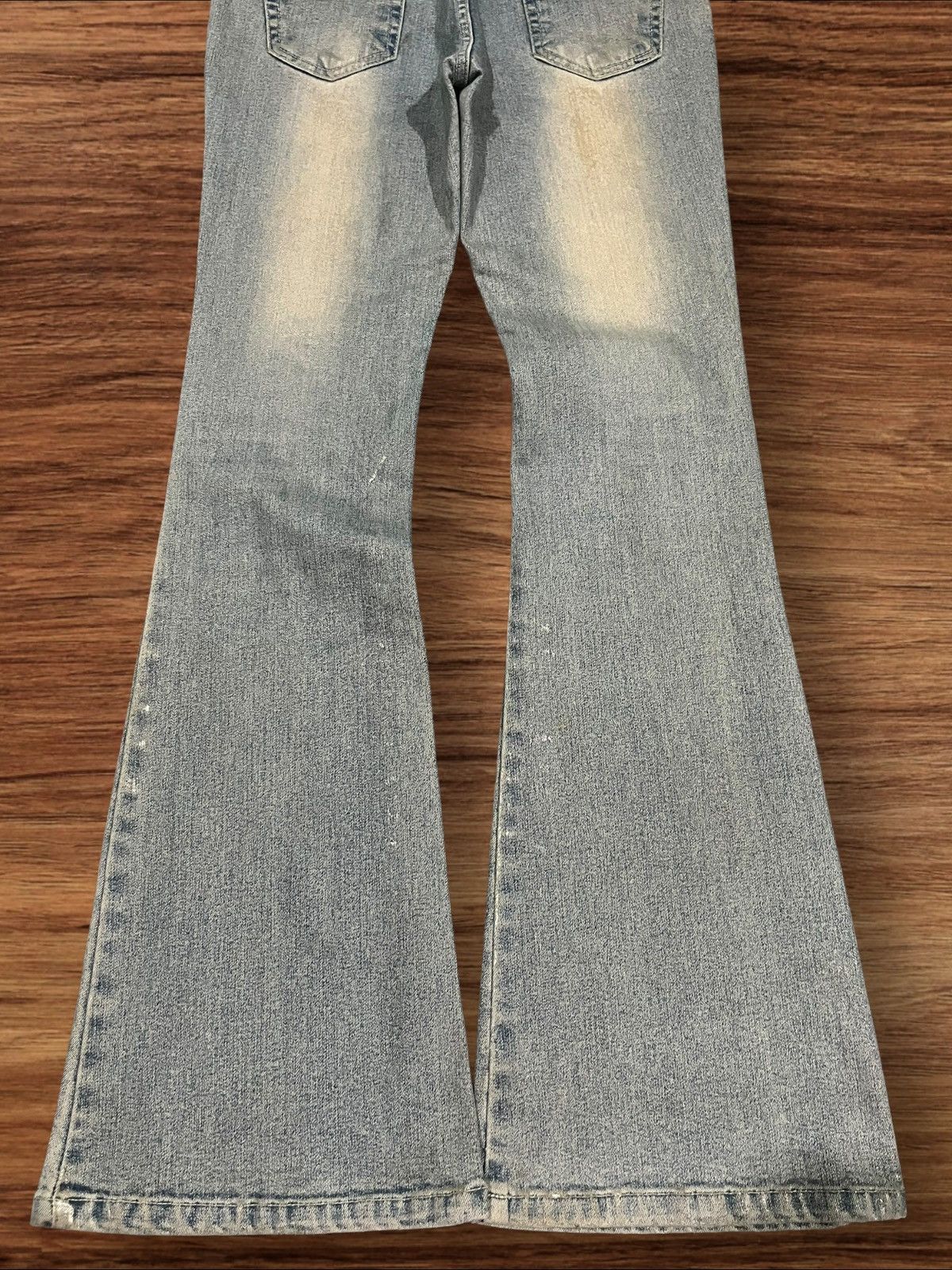 Japanese Brand Vintage Japanese Brand Ryu Ryu Waxed Distressed Flare Jeans Size 28" / US 6 / IT 42 - 12 Thumbnail